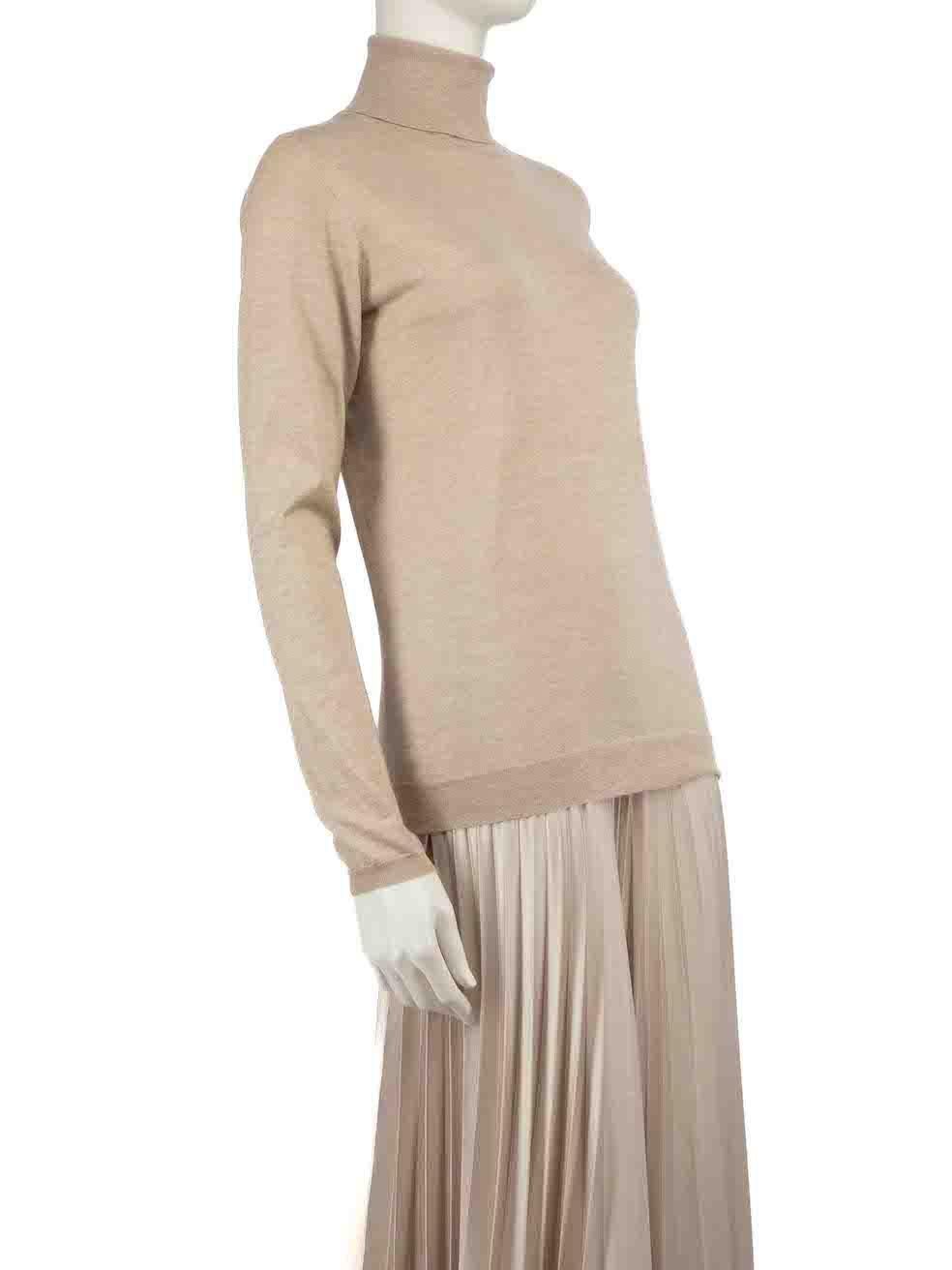 CONDITION is Never worn. No visible wear to turtleneck is evident on this new Brunello Cucinelli designer resale item.
 
 
 
 Details
 
 
 Beige
 
 Cashmere
 
 Knit jumper
 
 Turtleneck top
 
 Long sleeves
 
 Metallic thread
 
 Stretchy
 
 
 
 
 
