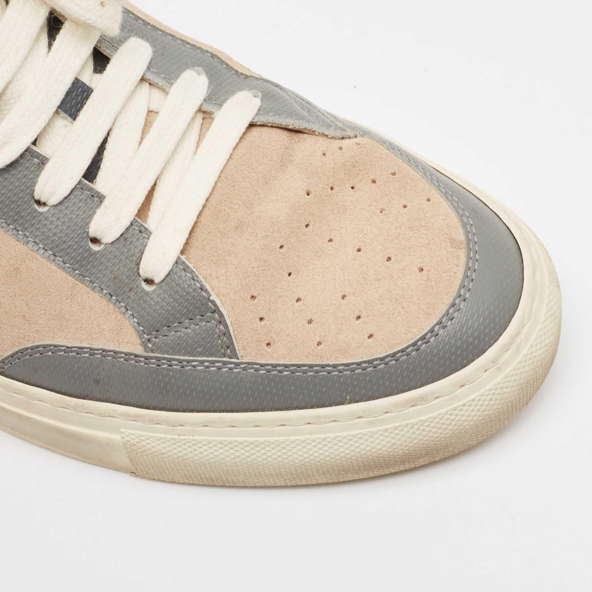 Brunello Cucinelli baskets à lacets en cuir et daim beige/gris taille 41 en vente 2