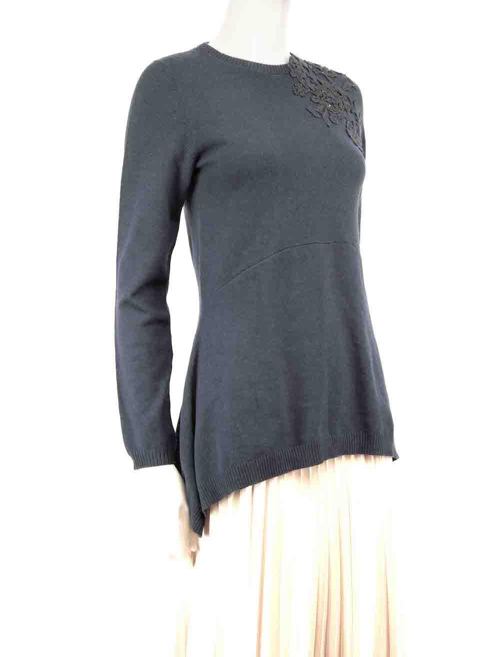 CONDITION is Very good. Hardly any visible wear to jumper is evident on this used Brunello Cucinelli designer resale item.
 
 
 
 Details
 
 
 Blue
 
 Cashmere
 
 Knit jumper
 
 Long sleeves
 
 Round neck
 
 Floral embroidered shoulder
 
 
 
 
 
