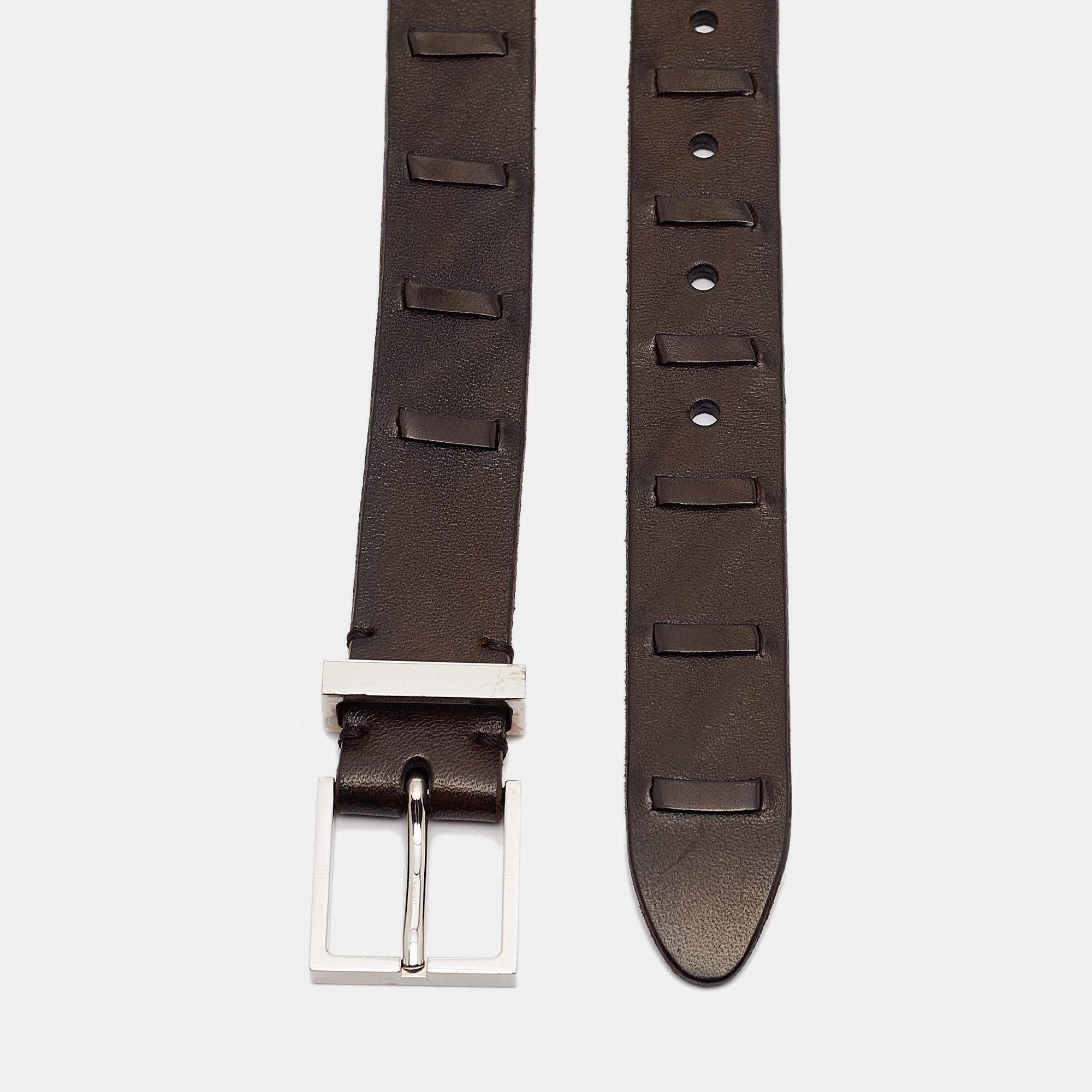 A classic add on to your collection of belts is this designer piece. Cut to a convenient length  the belt has a smooth finish and a sturdy built. It will continually complement your style.
