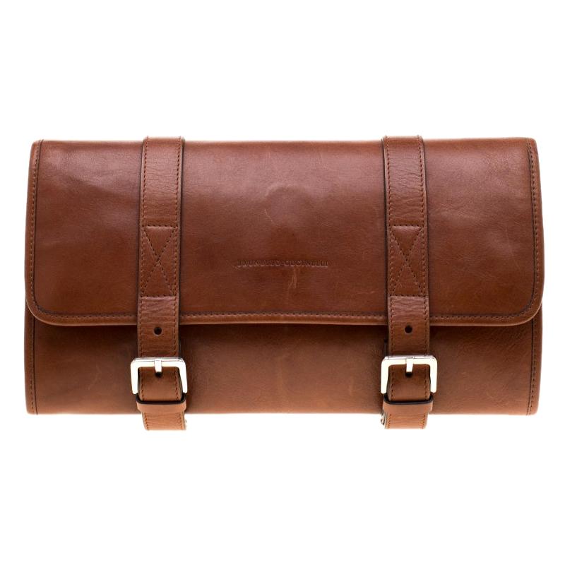 Brunello Cucinelli Brown Leather Hanging Wash Bag For Sale at 1stDibs