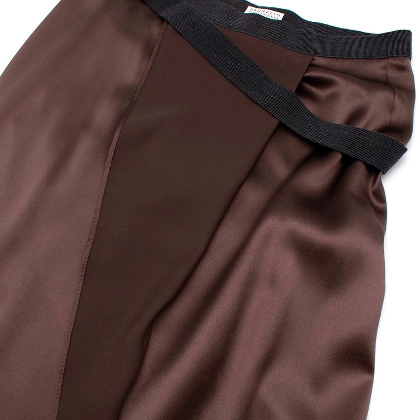 Brunello Cucinelli Brown Silk Maxi Skirt With Asymmetric Waist IT 38, USA 2 In Excellent Condition For Sale In London, GB