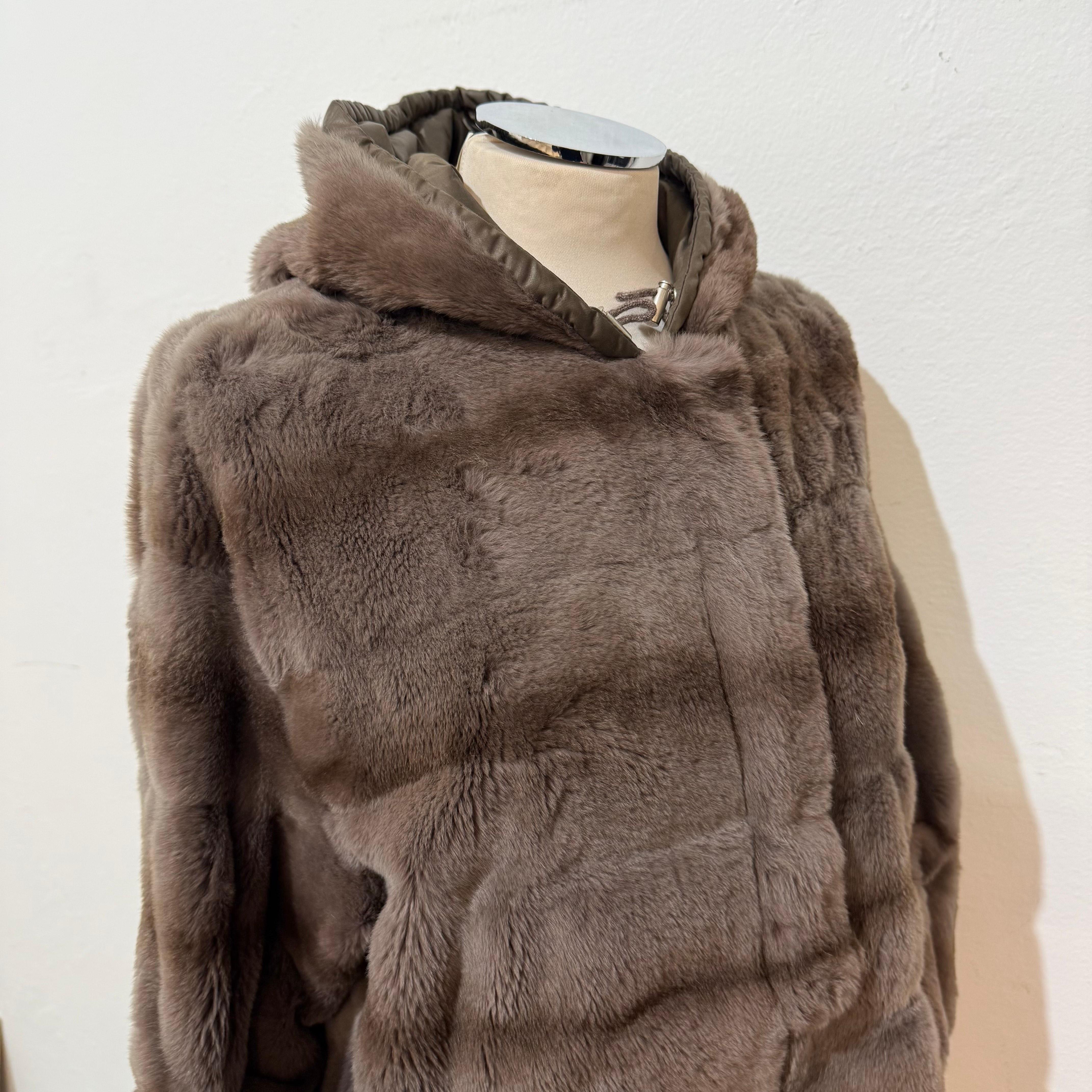 Brunello Cucinelli Brauner Wieselpelz-Bomber IT 42 / FR 38 im Angebot 1