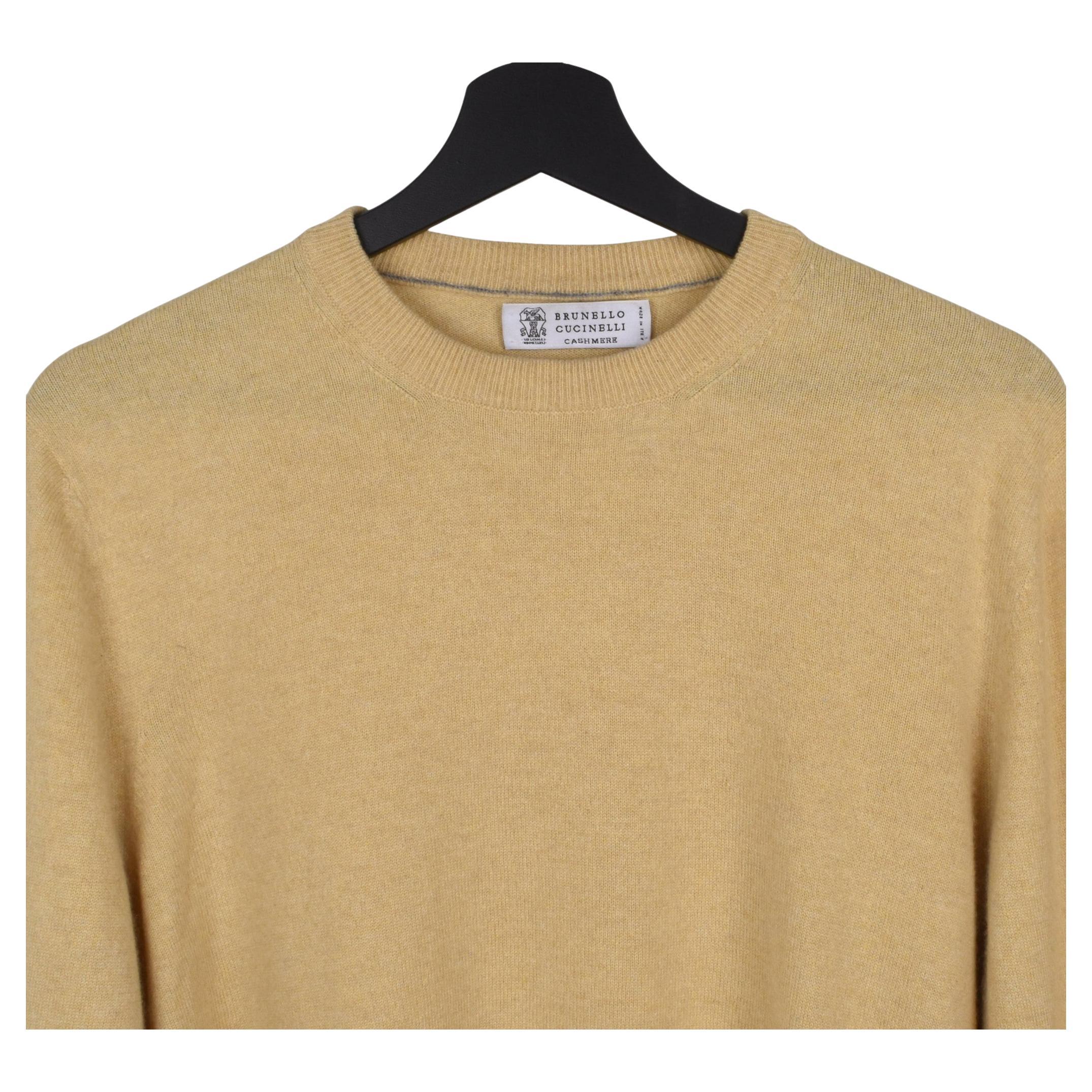 Consultez mes autres annonces. A beaucoup d'autres vêtements de marque à vendre. Ouvert à toutes les offres.
L'article mis en vente est 100% authentique Brunello Cucinelli Crew Neck Men Sweater, S1595, DE
Couleur : jaune pâle
(La couleur réelle peut
