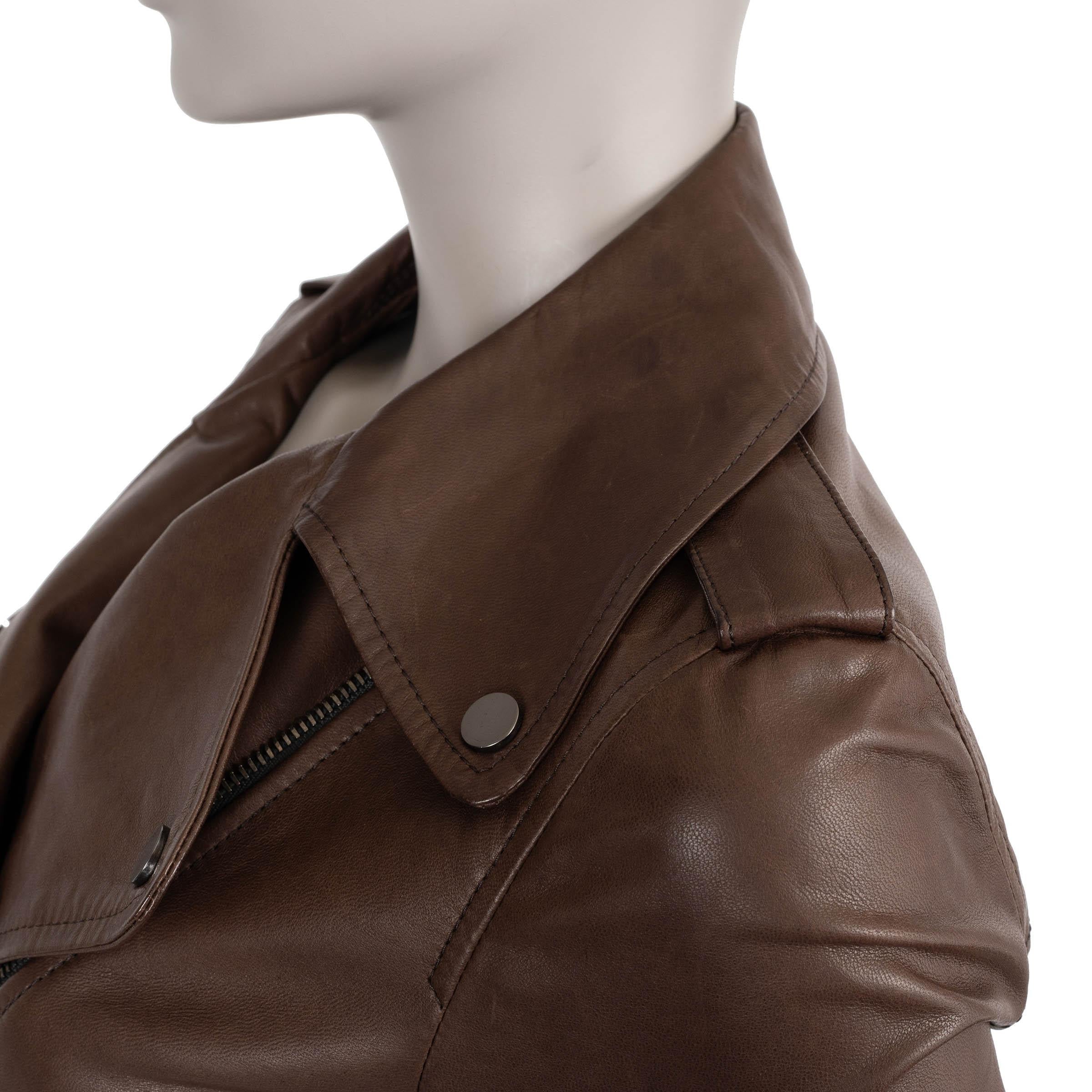 Brunello Cucinelli Giacca BIKER 2020 in pelle marrone scuro 40 S in vendita 1