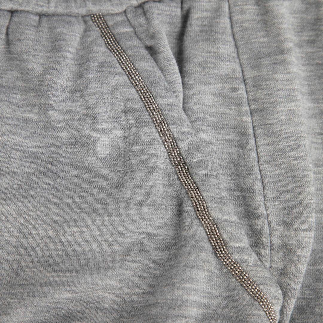 Brunello Cucinelli Joggers de punto gris con abalorios Talla S Gris en venta