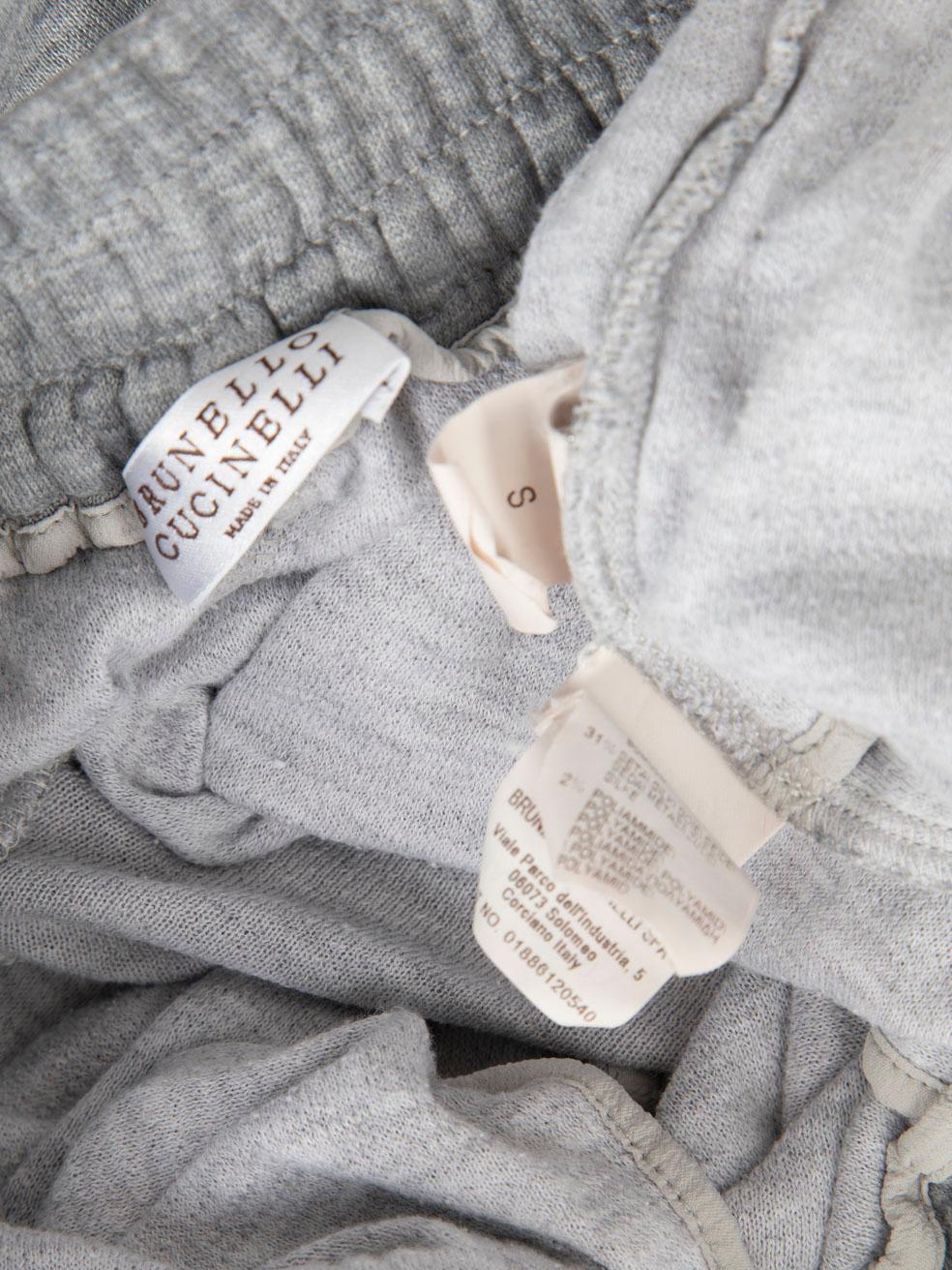 Brunello Cucinelli Joggers de punto gris con abalorios Talla S en venta 2