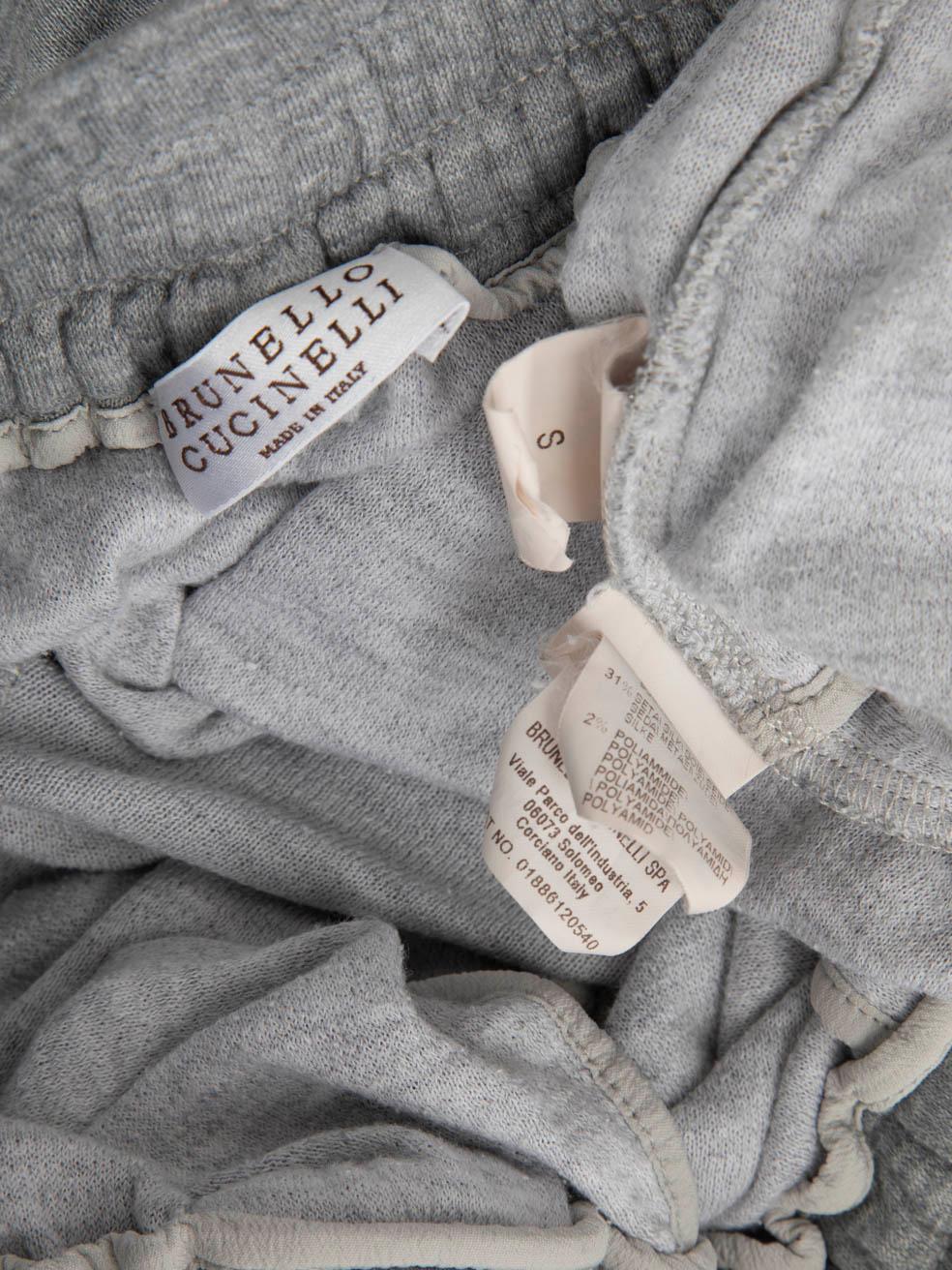 Brunello Cucinelli Joggers de punto gris con abalorios Talla S en venta 3