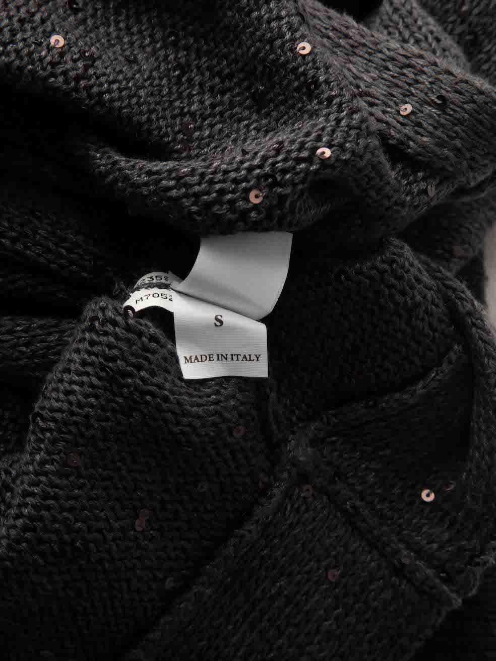 Brunello Cucinelli - Haut court en tricot gris à sequins, taille S Pour femmes en vente