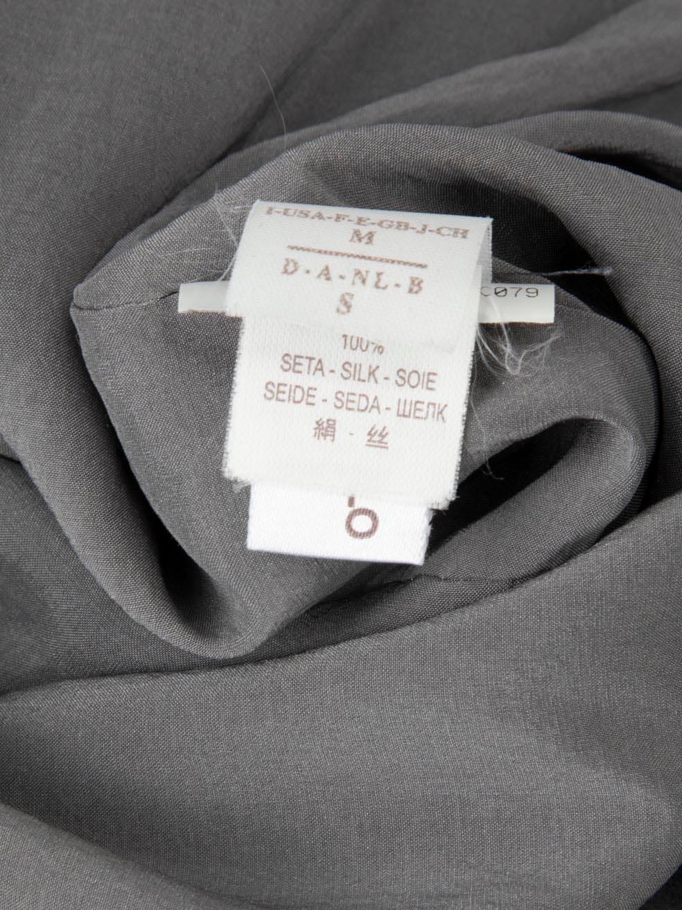 Brunello Cucinelli Robe longue sans manches en soie grise Taille M 3