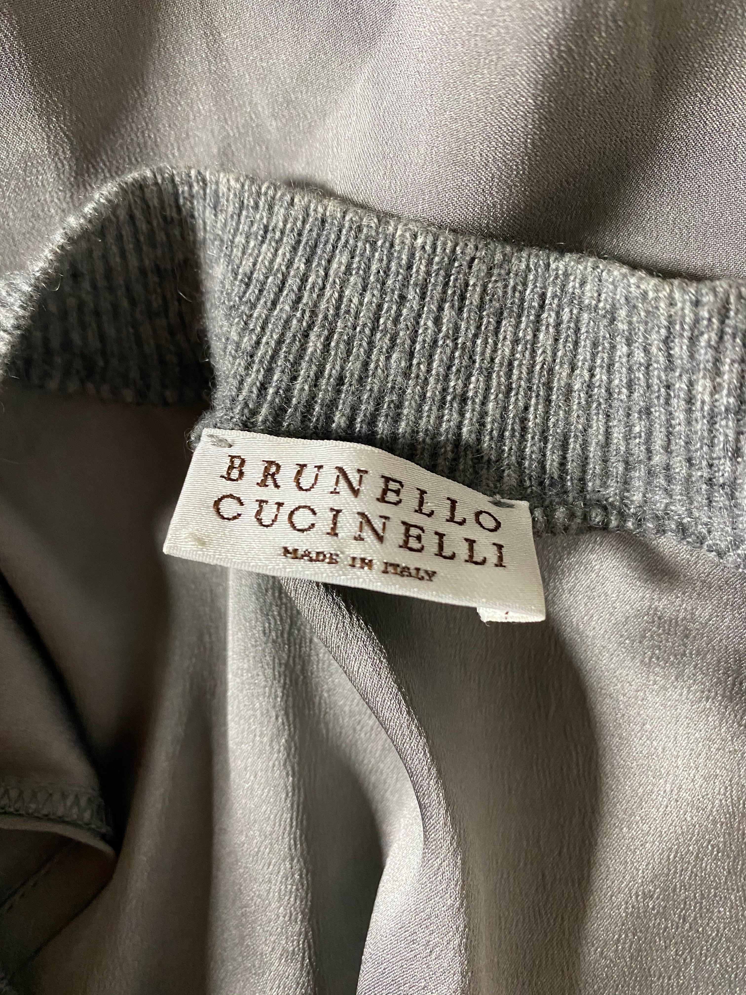 Brunello Cucinelli Grey Silk Sleeveless Blouse Top Size XL For Sale 2