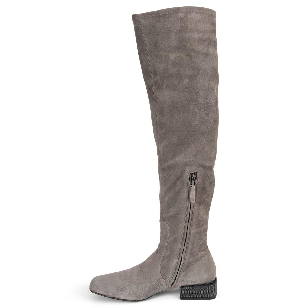BRUNELLO CUCINELLI grey suede MONILI BLOCK HEEL OVER KNEE Boots Shoes 39 In Good Condition For Sale In Zürich, CH