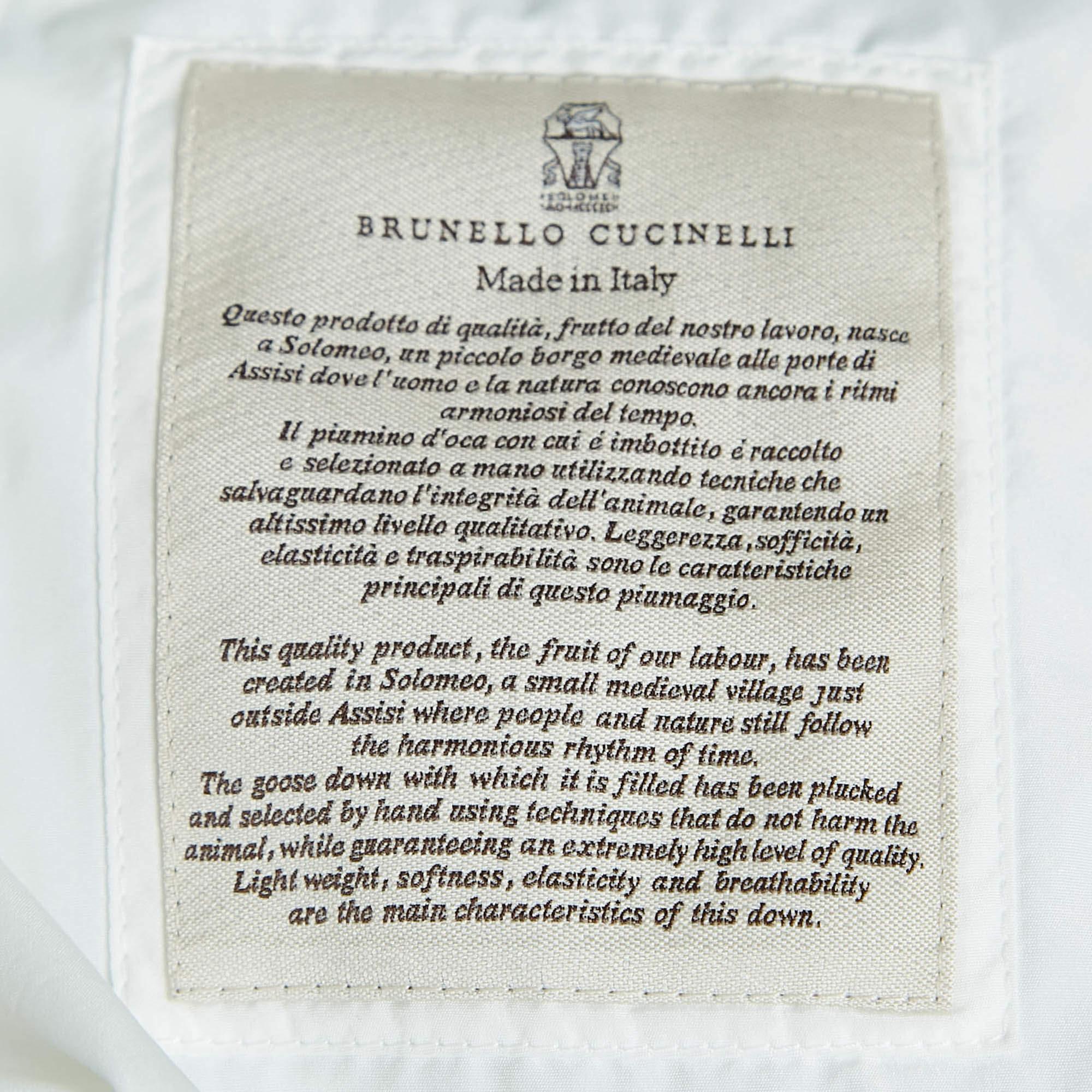Brunello Cucinelli Graue Synthetische Puffer-Daunenweste L im Angebot 2