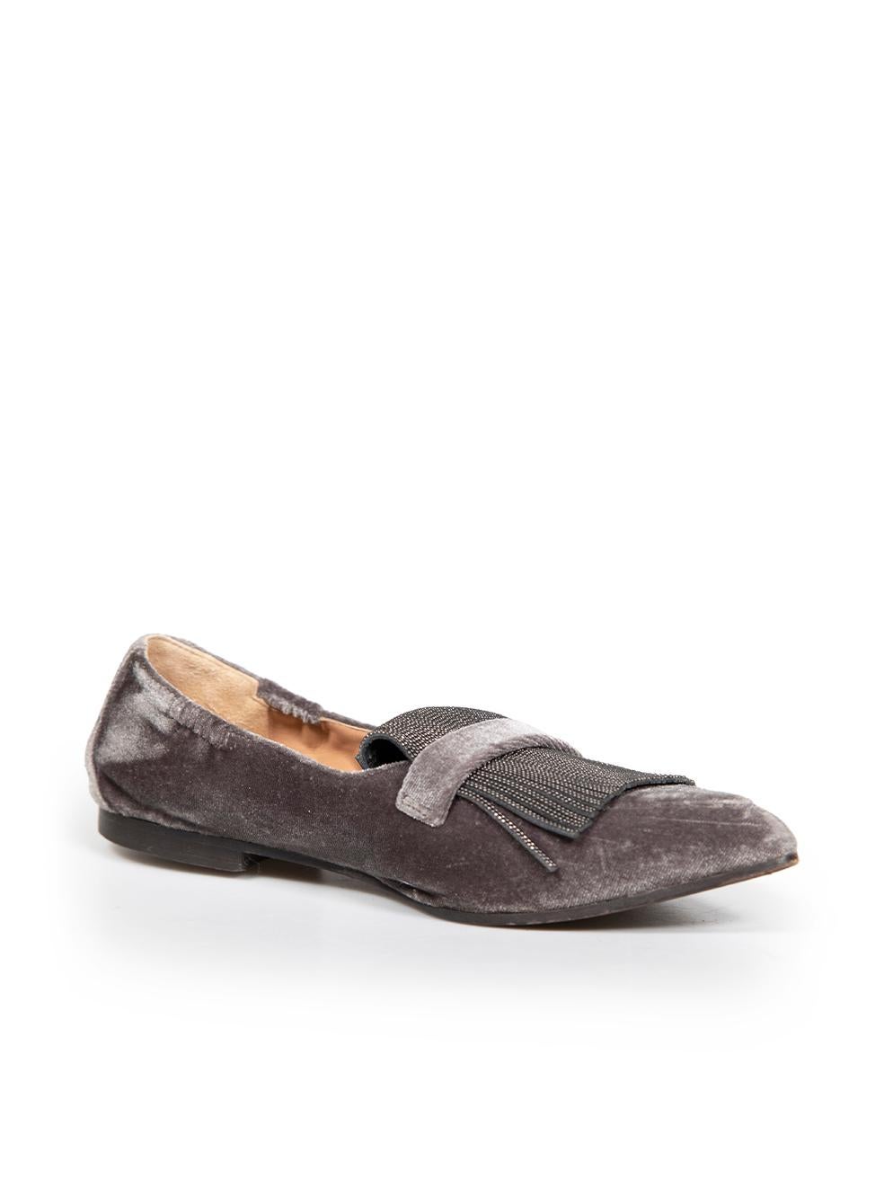 CONDITION is Good. Minor wear to flats is evident. Light abrasions to toe points and wear to soles on this used Brunello Cucinelli designer resale item.
 
 
 
 Details
 
 
 Grey
 
 Velvet
 
 Slip on loafers
 
 Beaded tassel accent
 
 Pointed toe
 
