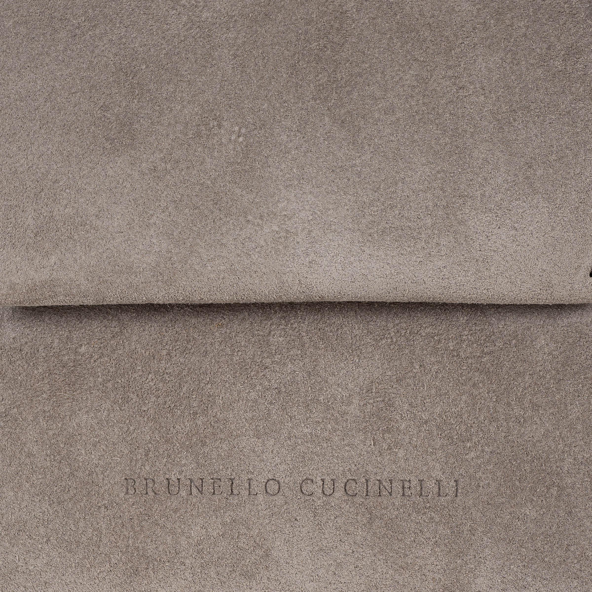 BRUNELLO CUCINELLI Hellgraue Umhängetasche aus Wildleder 2025 DUO ENVELOPE Umhängetasche Clutch im Angebot 1