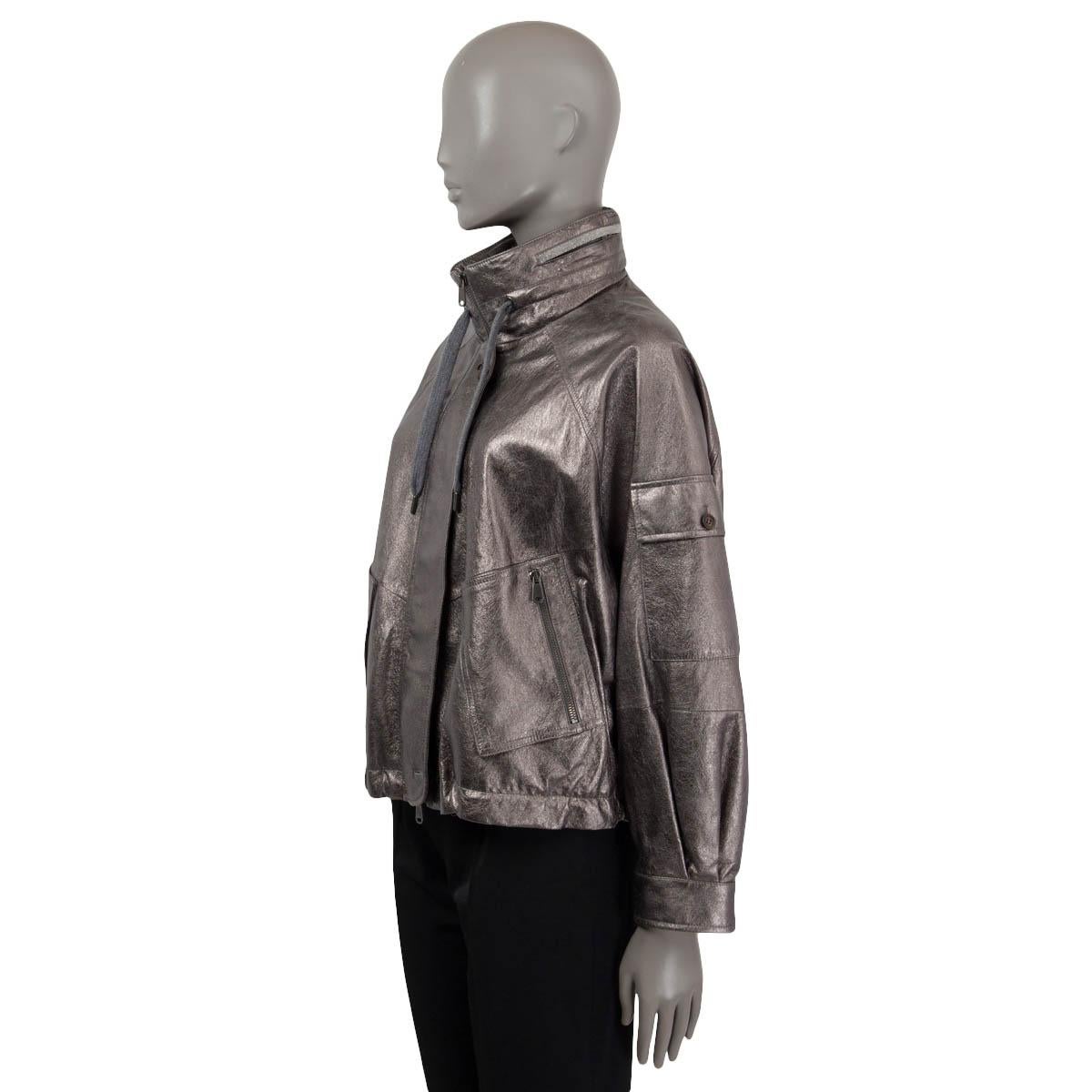 BRUNELLO CUCINELLI metallic silver leather MONILI BOMBER Jacket 40 S In Excellent Condition For Sale In Zürich, CH