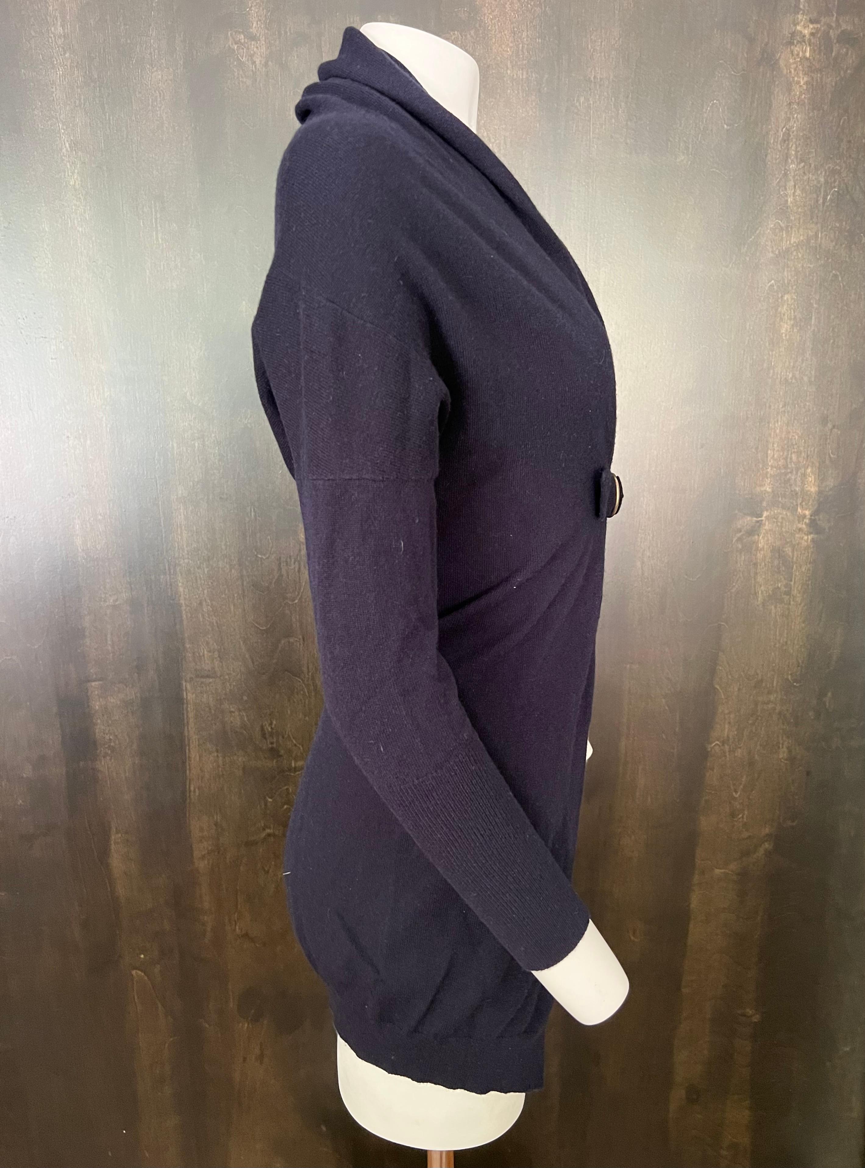 Brunello Cucinelli Navy Cashmere Sweater Cardigan In Excellent Condition For Sale In Beverly Hills, CA