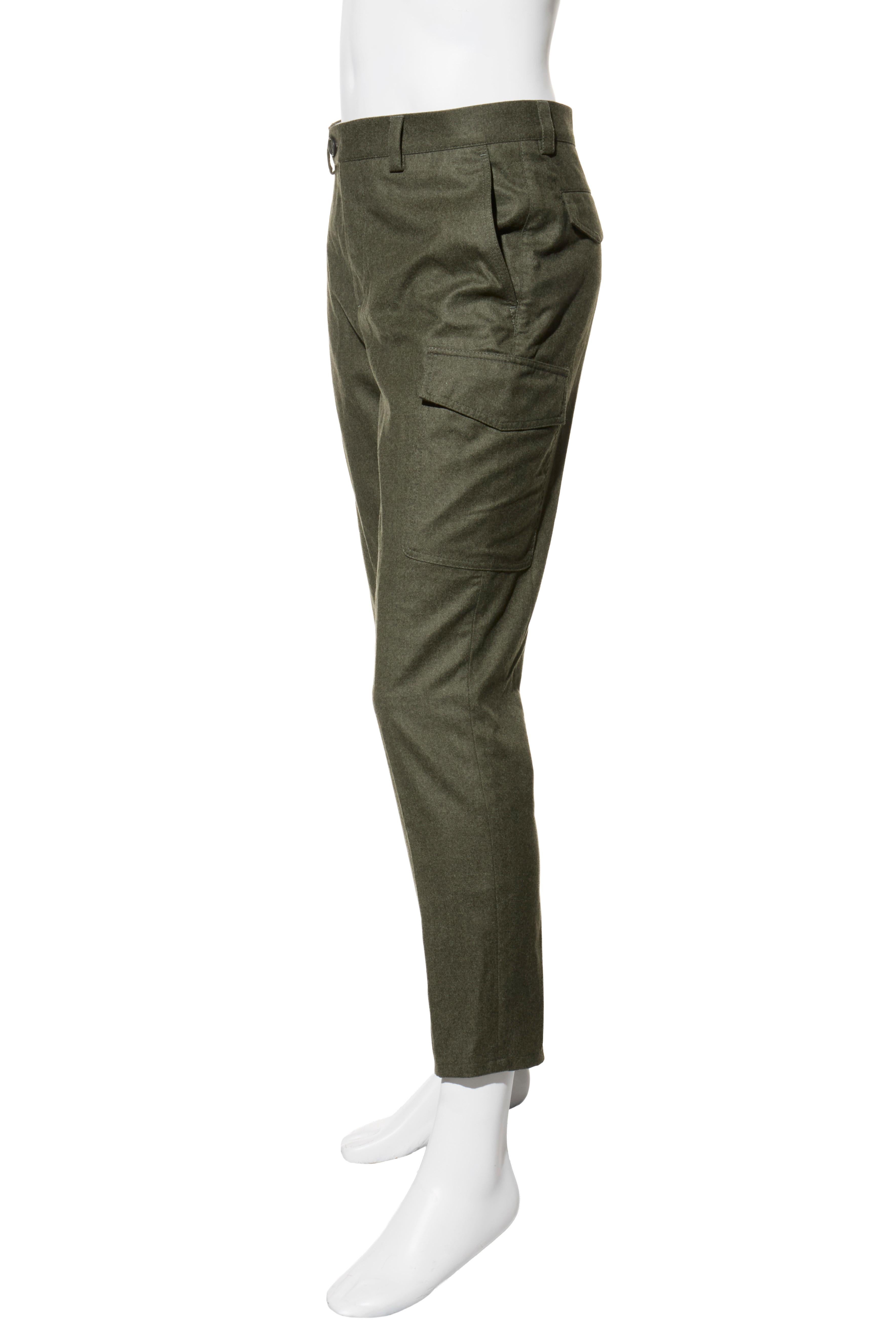 Noir Brunello Cucinelli Pantalon cargo en laine vert olive Taille 48 en vente