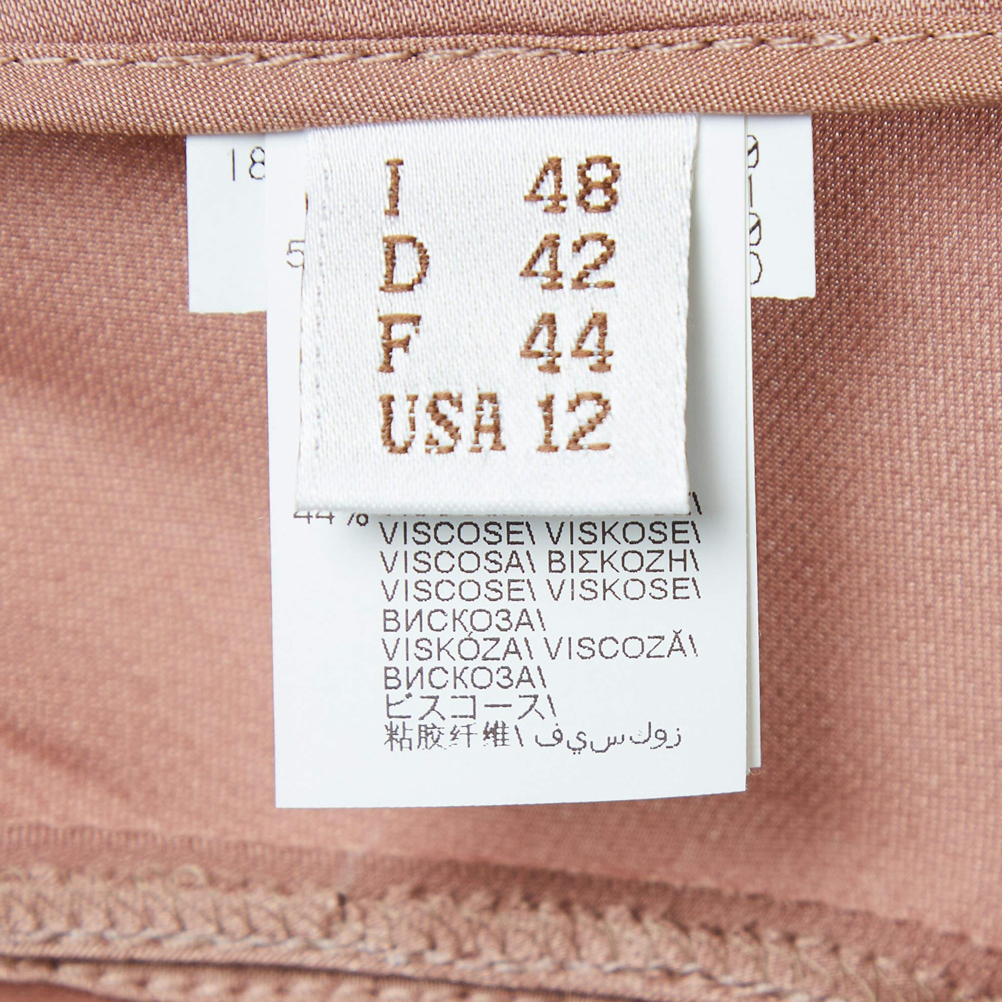 Brunello Cucinelli Pink Satin Asymmetric Midi Skirt L In New Condition For Sale In Dubai, Al Qouz 2