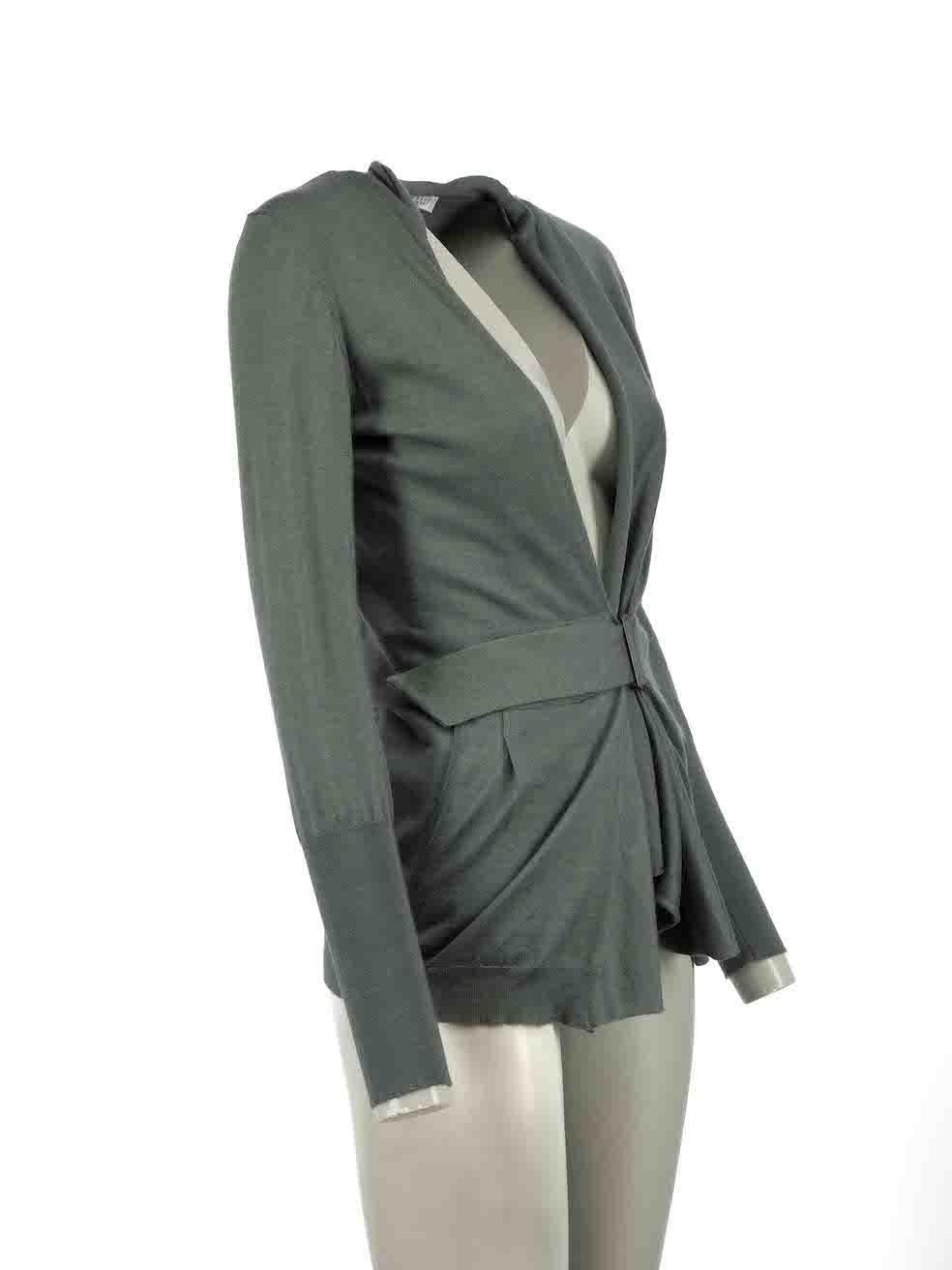 CONDITION is Very good. Minimal wear to cashmere is evident. Minimal wear to the right sleeve with a small hole to the knit on this used Brunello Cucinelli designer resale item.
 
Details
Sage green
Cashmere
Long sleeves cardigan
Fine