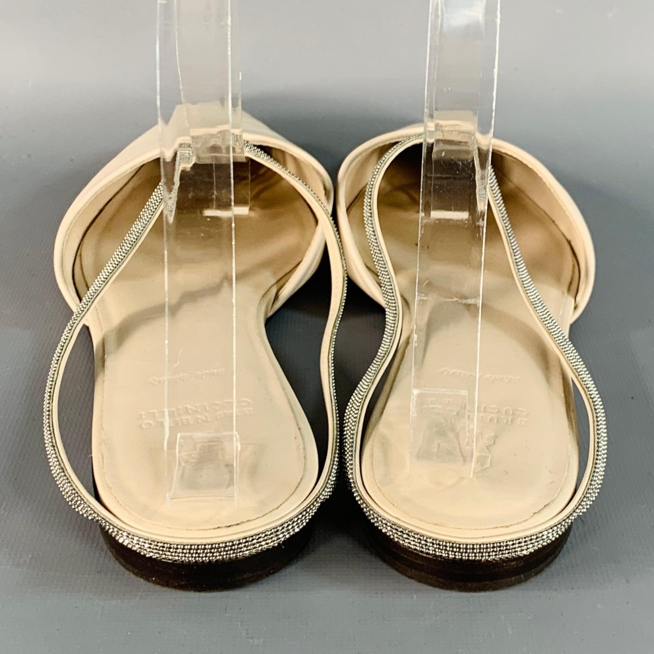 BRUNELLO CUCINELLI Size 10 Beige Silver Leather Monili Slip On Flats Bon état - En vente à San Francisco, CA