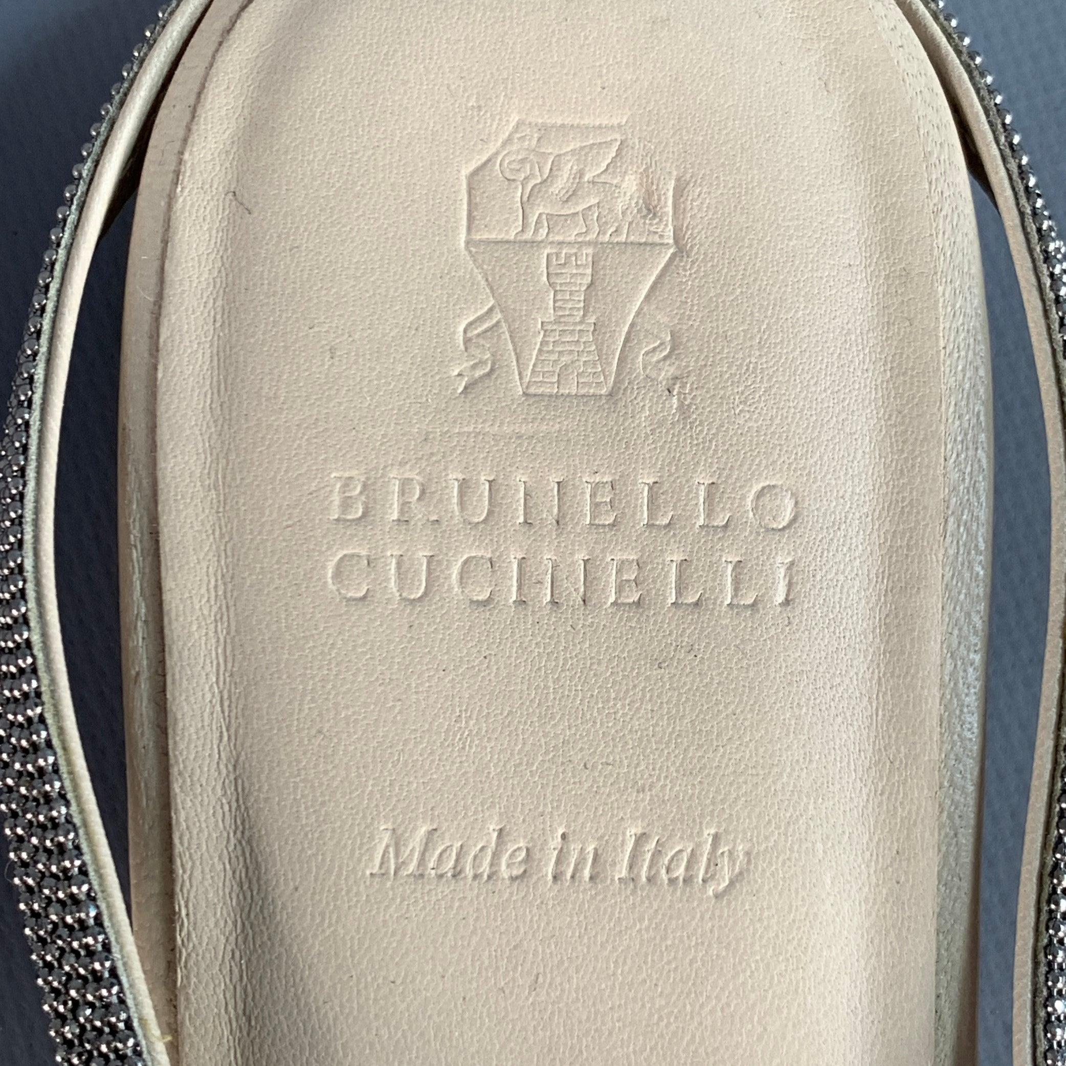 BRUNELLO CUCINELLI Size 10 Beige Silver Leather Monili Slip On Flats en vente 3