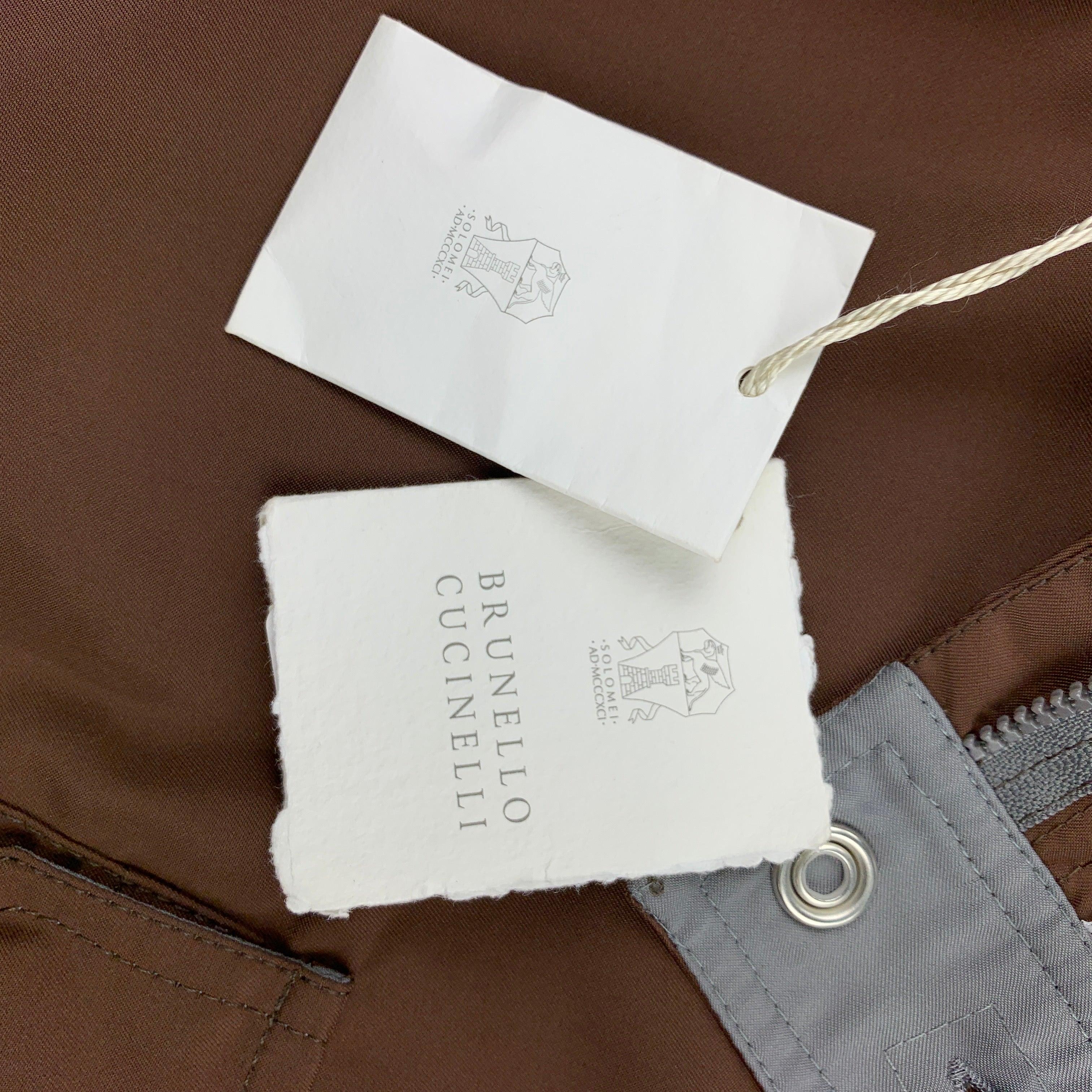 Brunello Cucinelli Taille 34 Pantalon de bain cargo en polyester Brown en vente 1