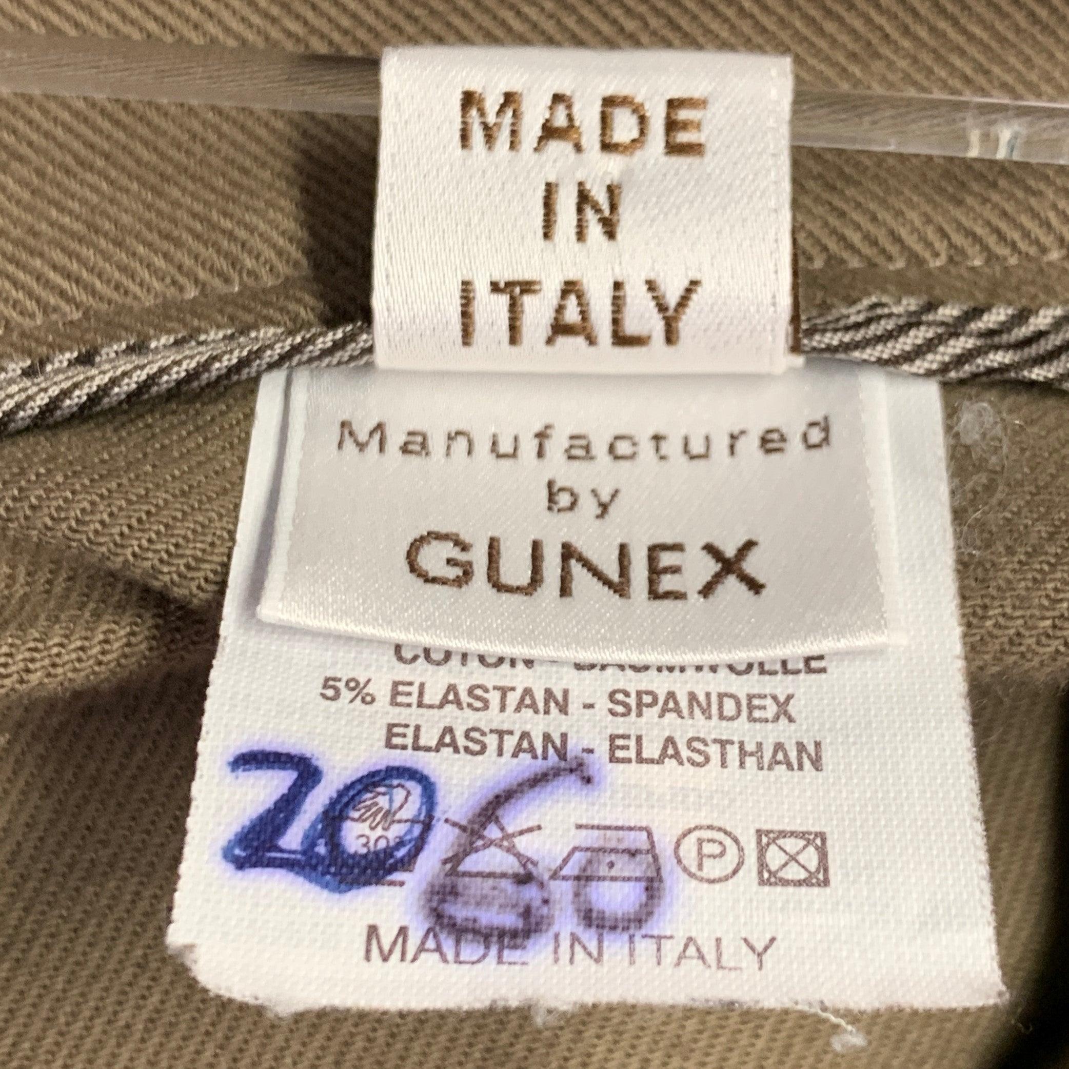Brunello Cucinelli Taglia 4 Pantaloni casual in twill di misto cotone marrone, con la parte anteriore piatta in vendita 1