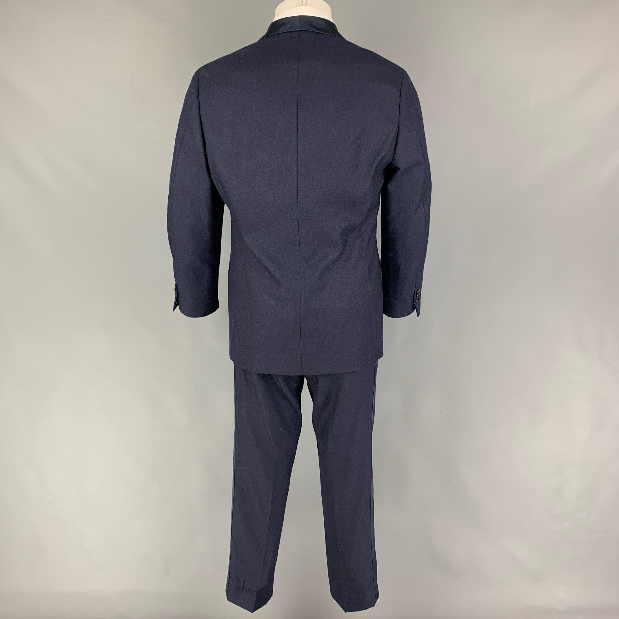 BRUNELLO CUCINELLI Size 40 Navy Cotton Silk Shawl Collar Suit In Good Condition For Sale In San Francisco, CA
