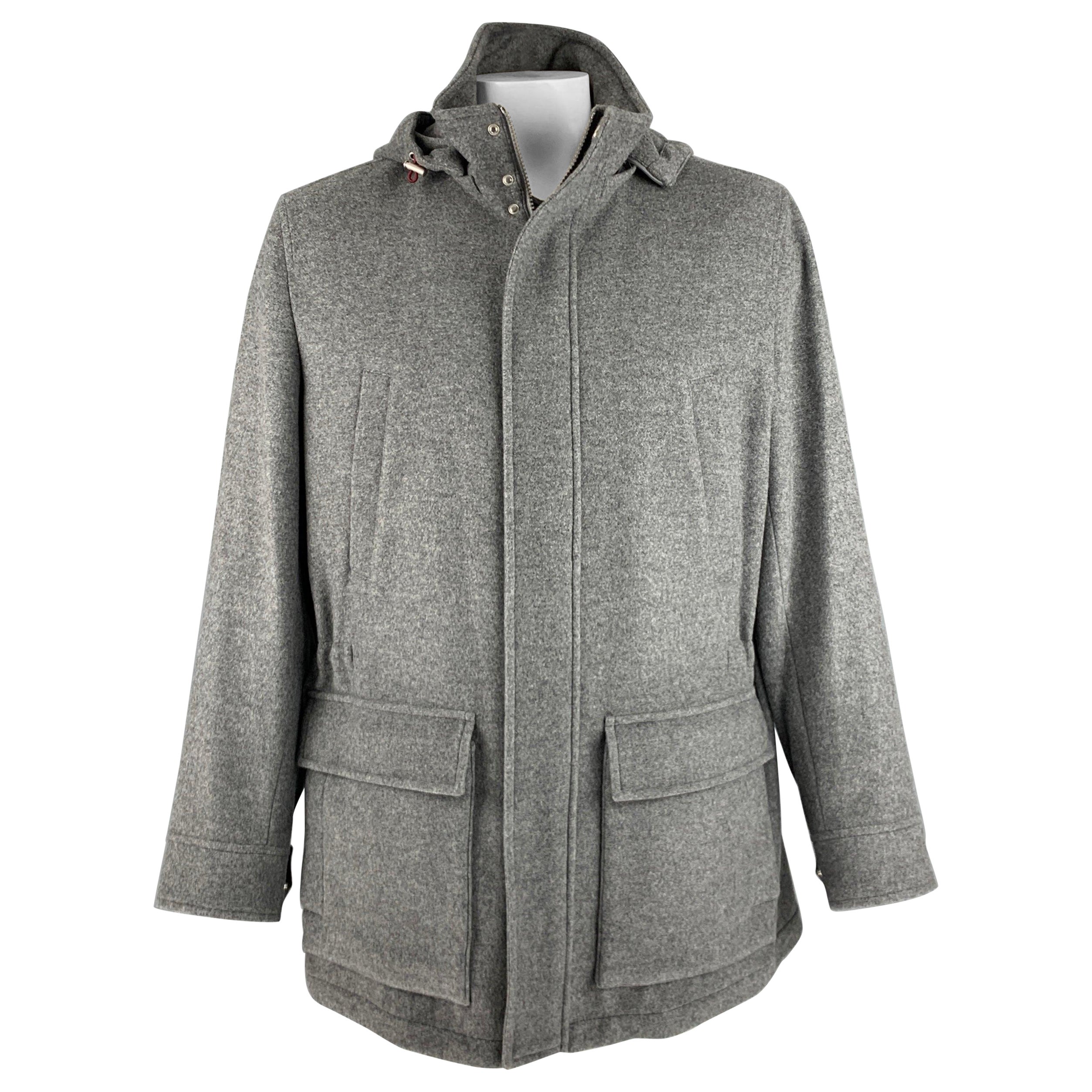 Brunello Cucinelli Taglia 46 Giacca in cashmere grigio con zip e bottoni automatici