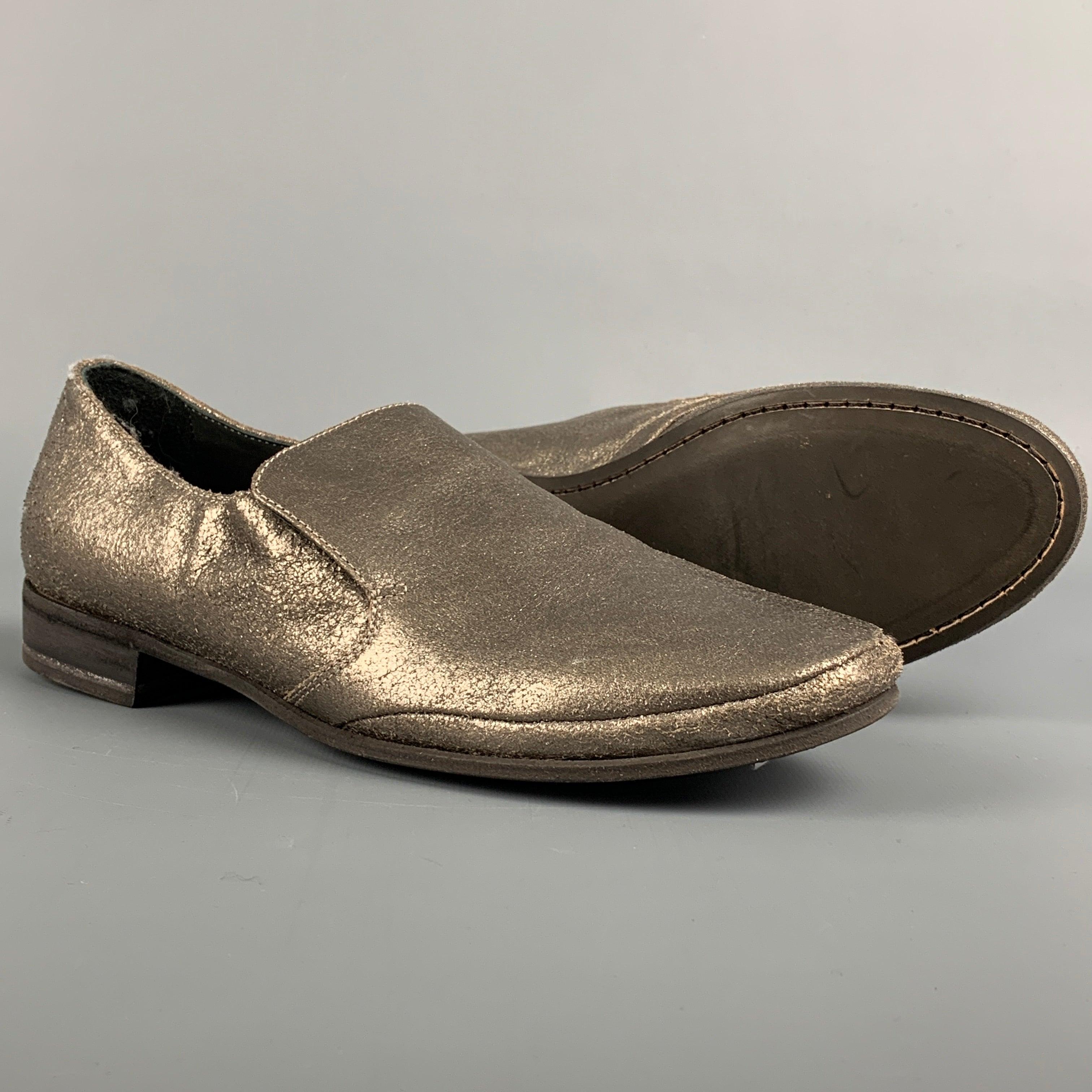 BRUNELLO CUCINELLI Size 7 Silver Leather Crackled Loafer Flats In Good Condition For Sale In San Francisco, CA