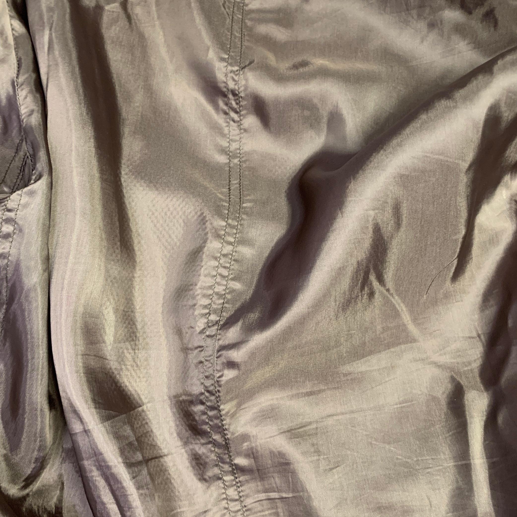 BRUNELLO CUCINELLI Taille L Veste bombardier en daim perforé Brown en vente 1