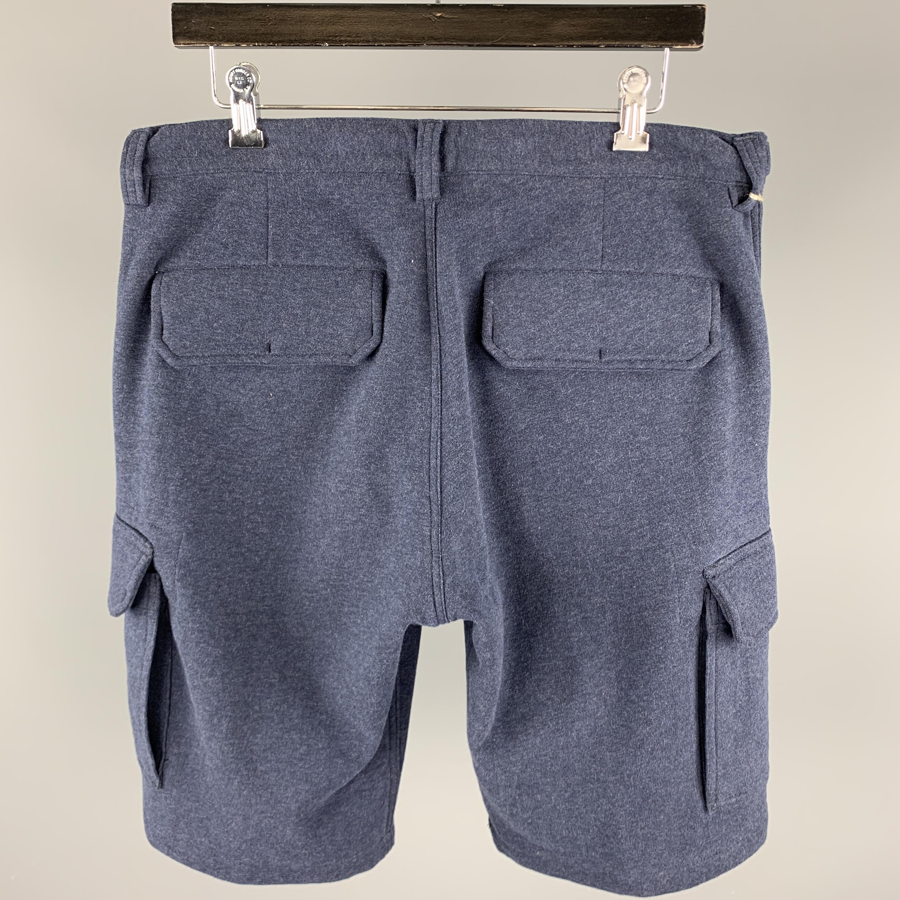 BRUNELLO CUCINELLI Size M Navy Solid Cotton Cargo Pockets Shorts In New Condition In San Francisco, CA