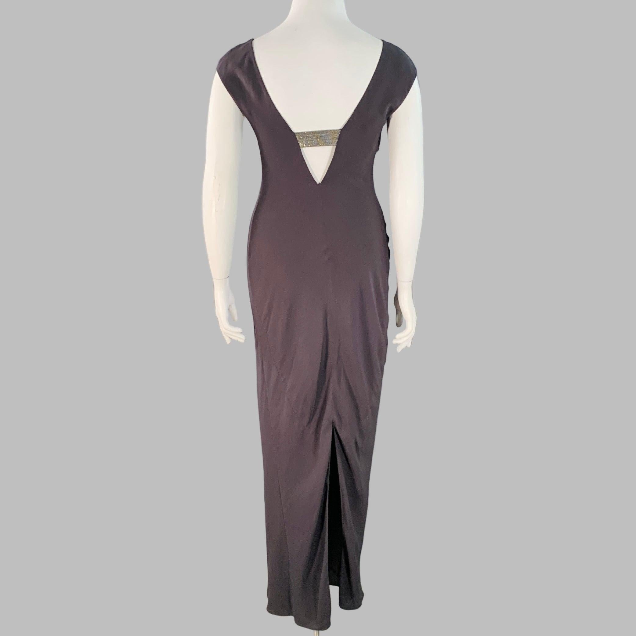 Brunello Cucinelli Taille XL Gris anthracite Soie sans manches Robe de soirée longue Bon état - En vente à San Francisco, CA