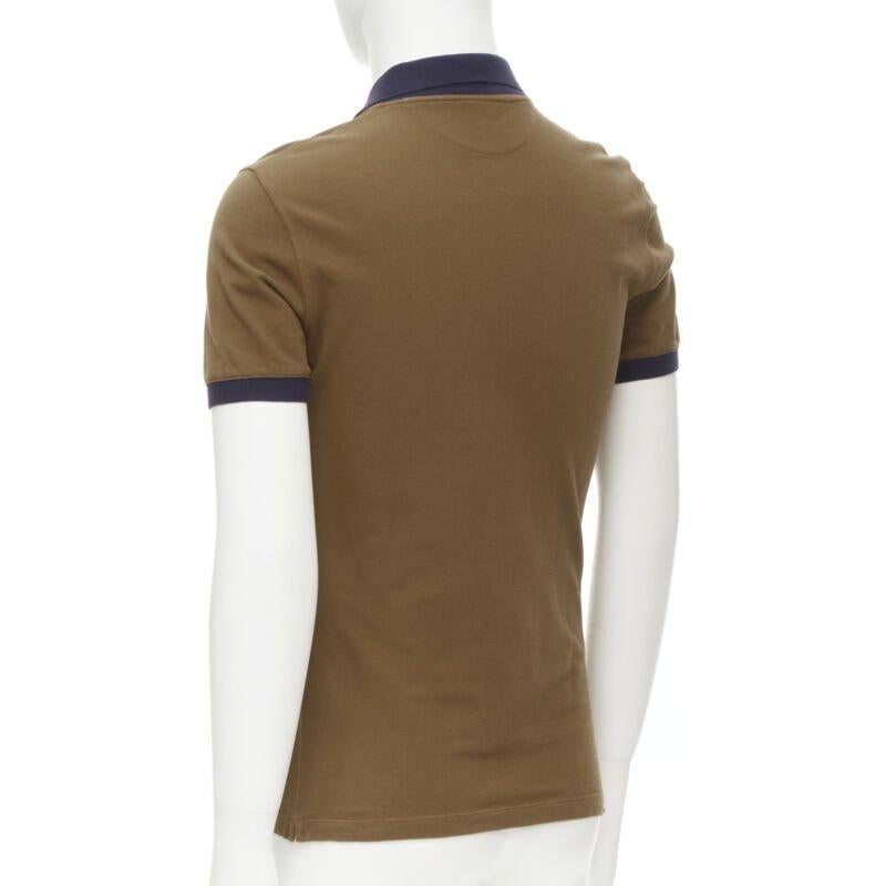 Brunello Cucinelli Slim Fit polo marrone navy XS in vendita 1