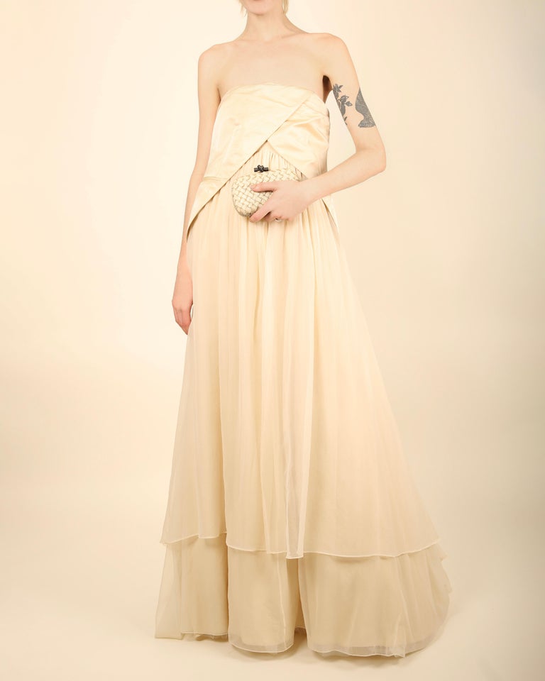 Brunello Cucinelli abito da sposa senza spalline in chiffon di