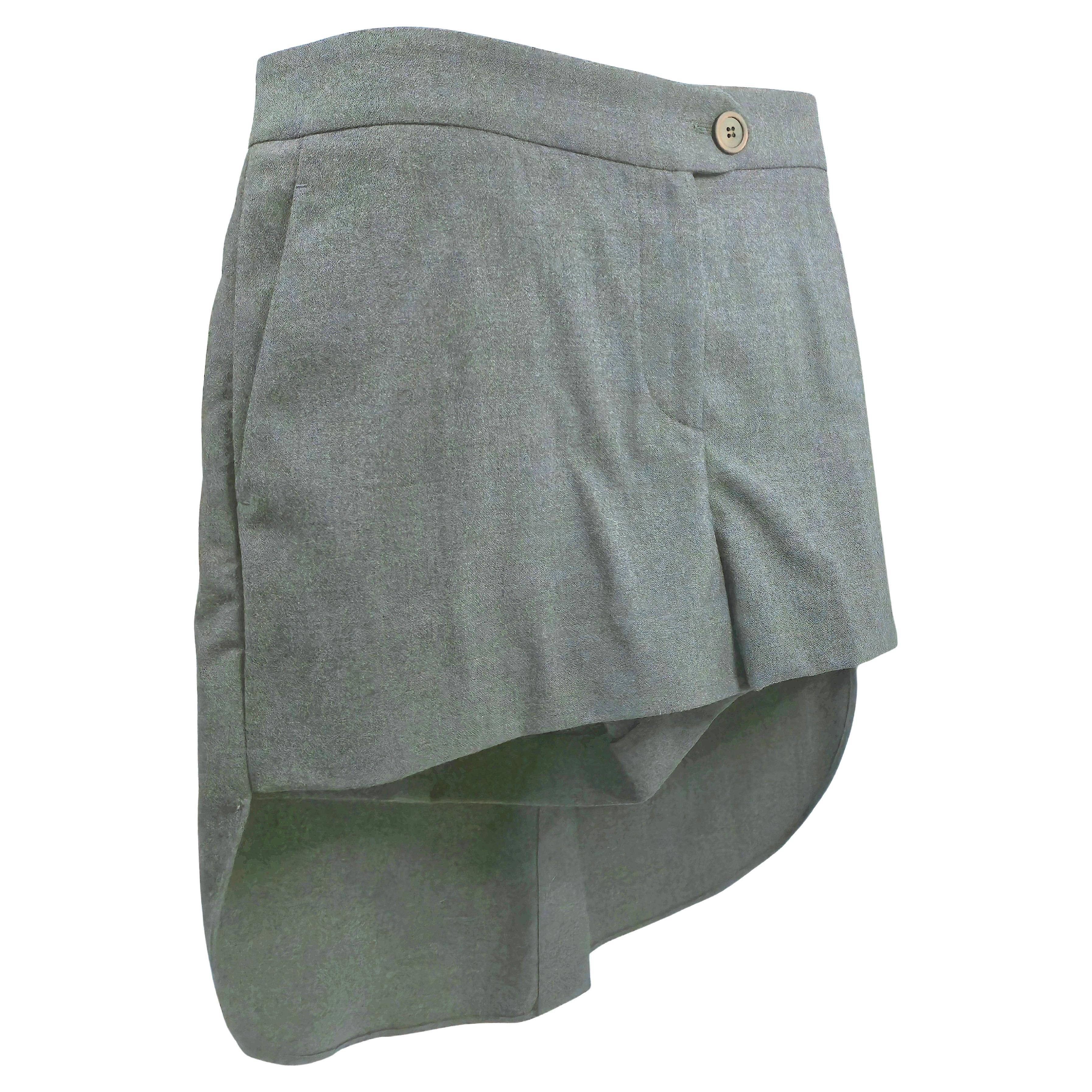 Brunello Cucinelli TuxedoTails RearTrain Wool Tailored Grey Shorts For Sale