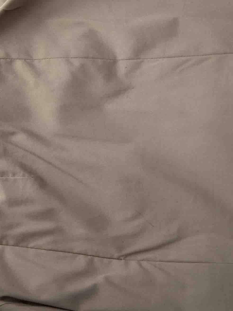 Brunello Cucinelli - Mini-jupe fourreau plissée kaki avec détails pour femme Pour femmes en vente