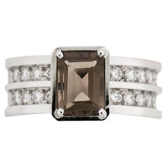 "Brunette", Ring with 18k White Gold, 0.60ct. VVS1 E/F Brilliants 
Brown Quartz