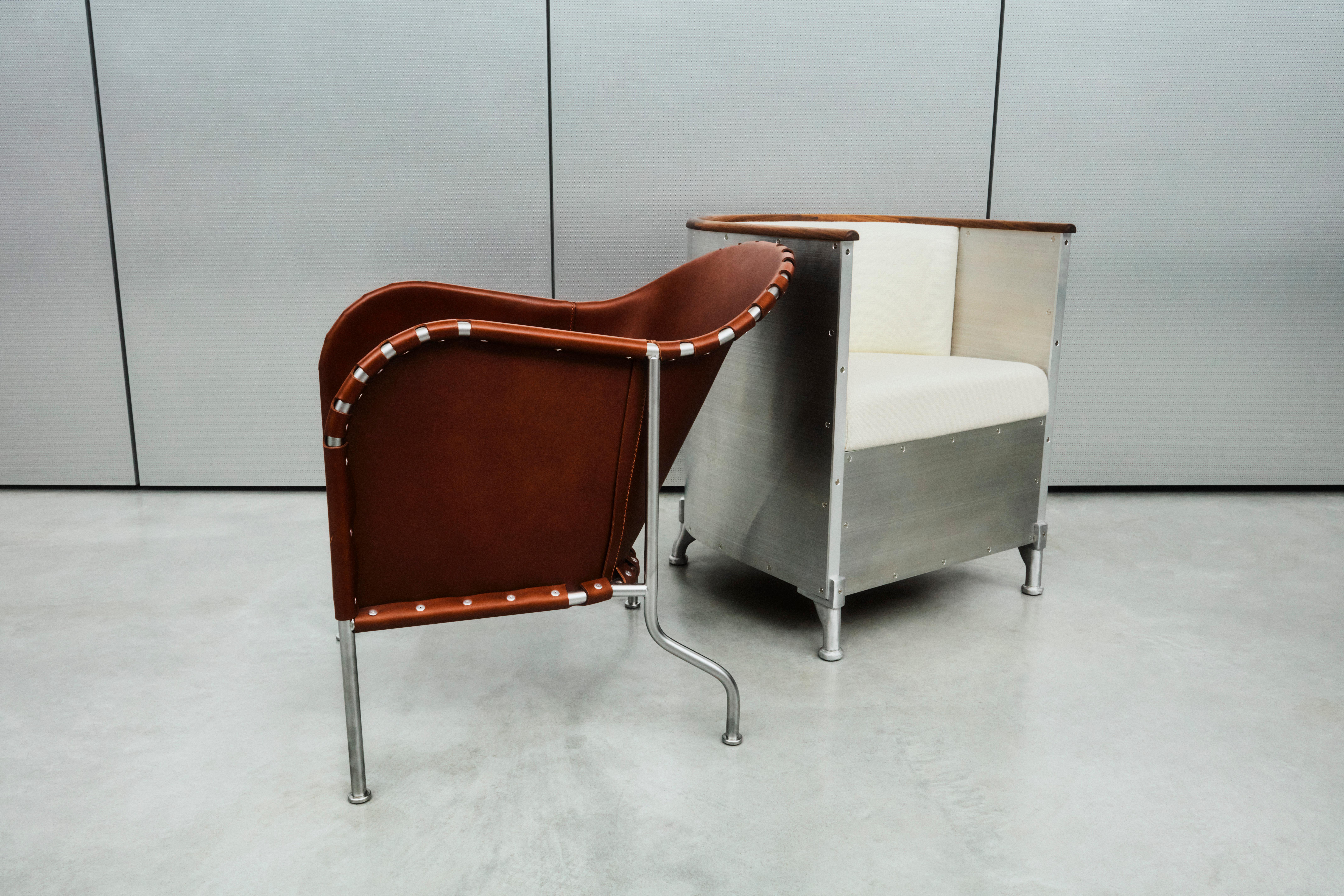 Poltrona Bruno Gambe in rame in vendita 3