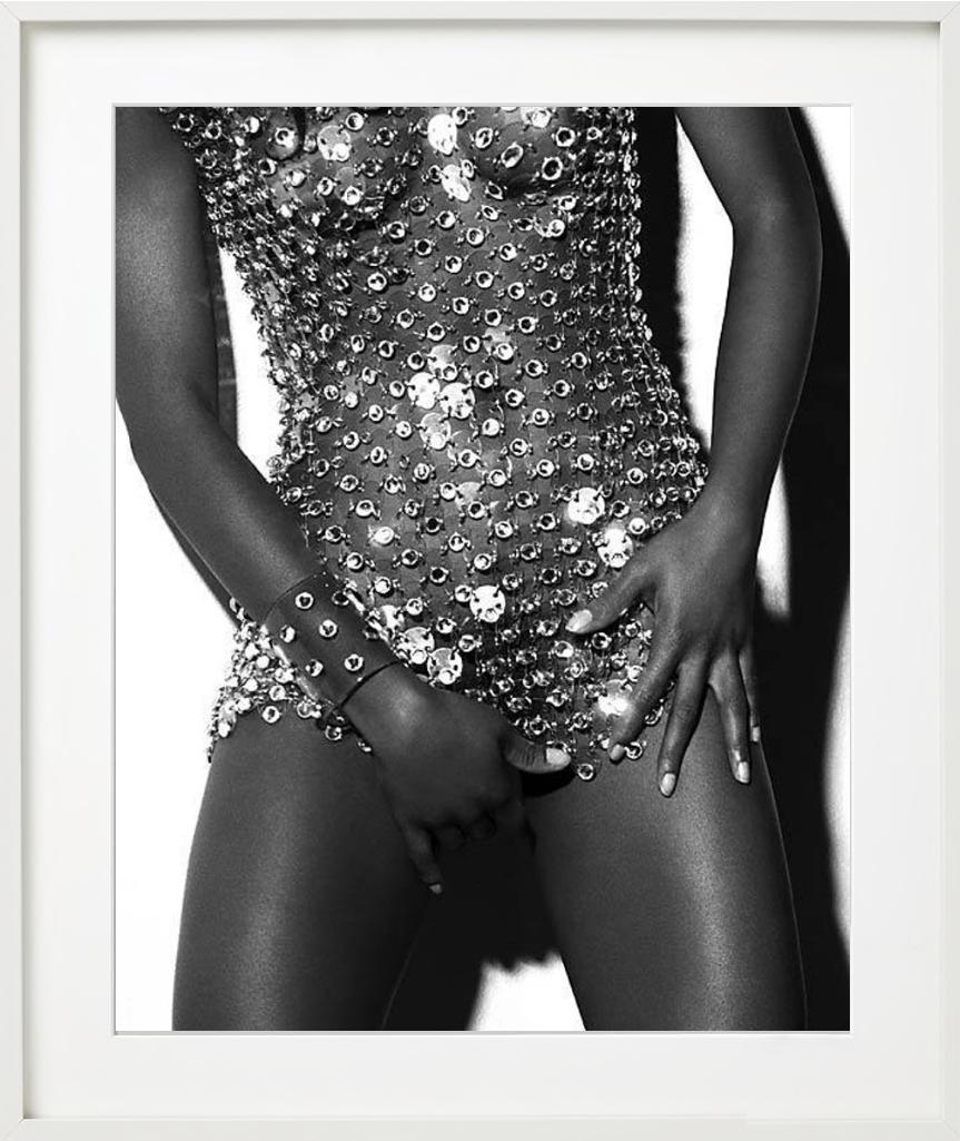 Charmaine - retrato sexy y glamuroso de una modelo, Fotografía artística, 1991 en venta 5