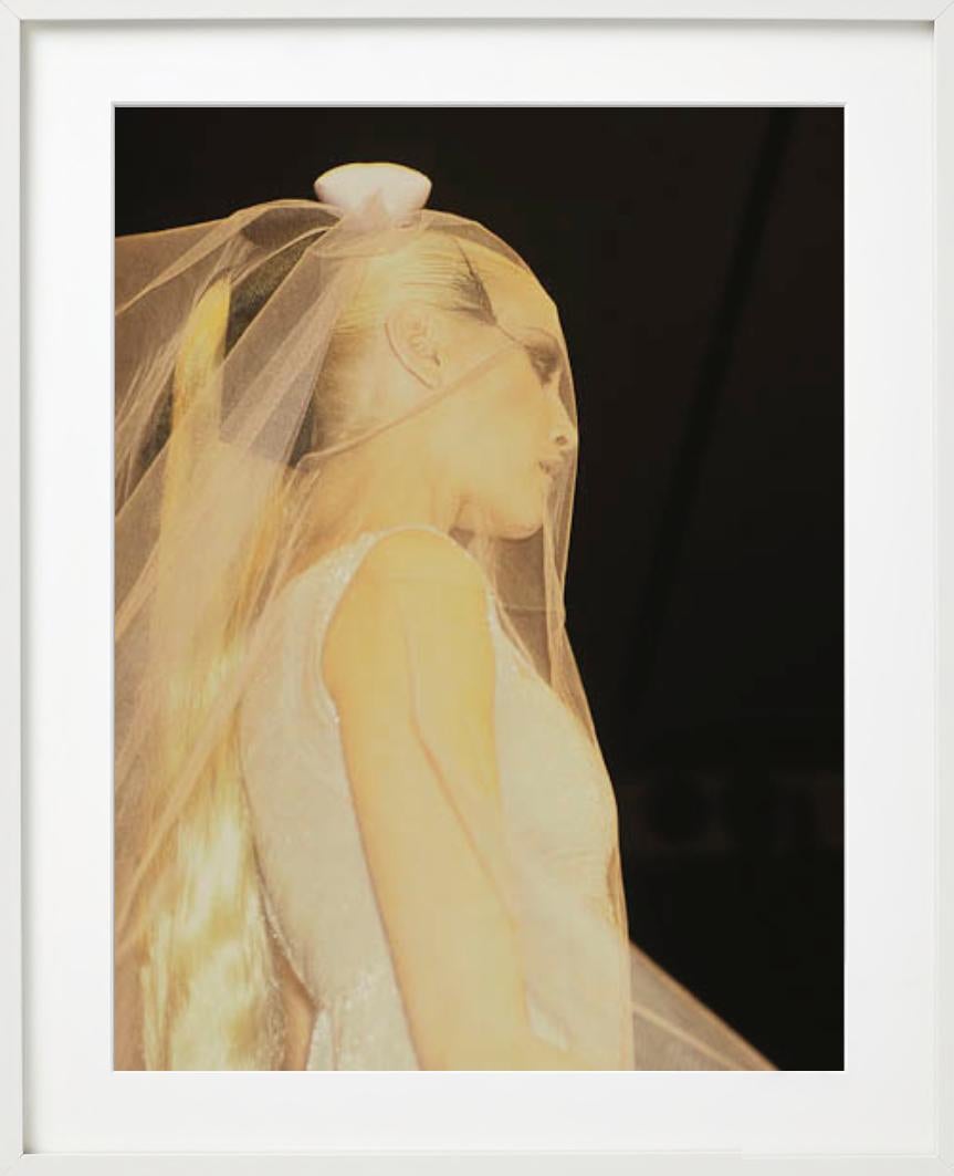 Nadja Auermann pour Chanel Haute Couture - Photographie d'art, 1991 en vente 6