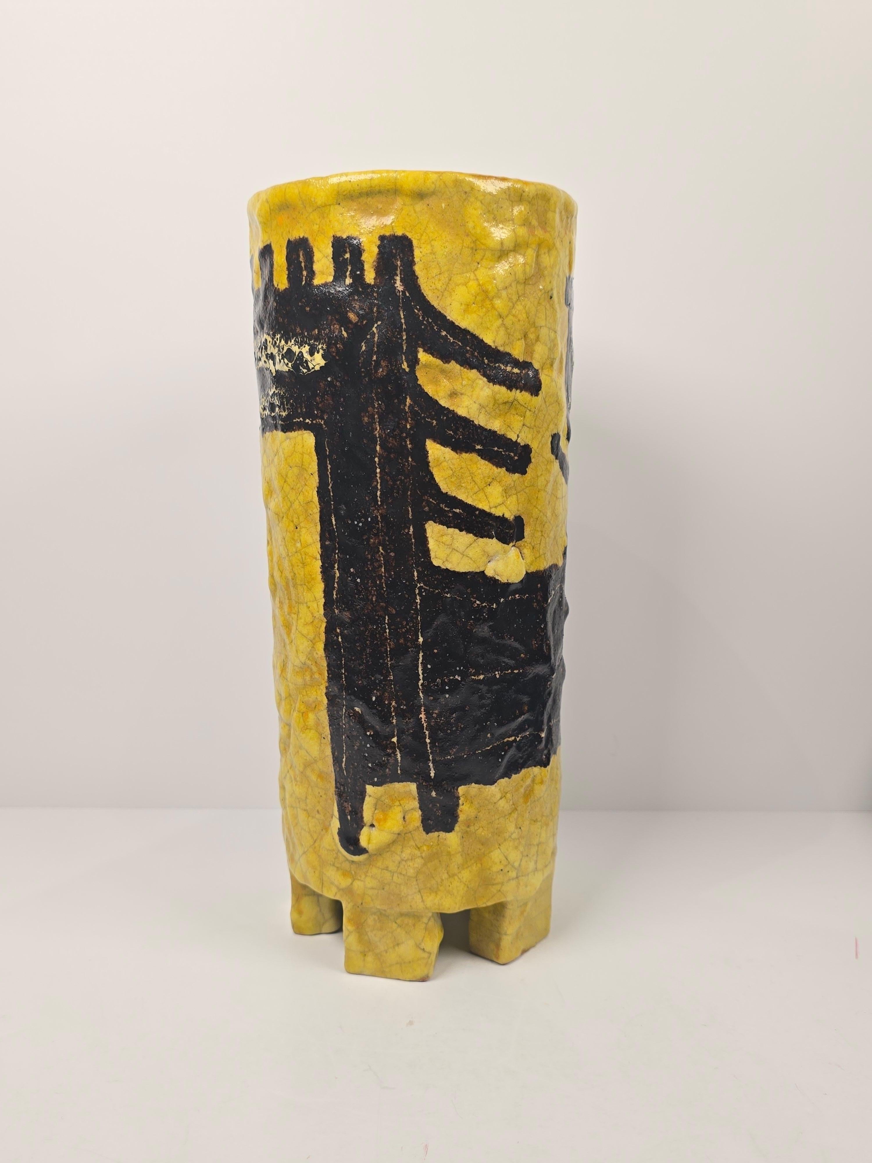 Bruno Capacci Arno Ceramiche Italia Mid Century Vaso Cavalieri Giallo Raymor in vendita 3