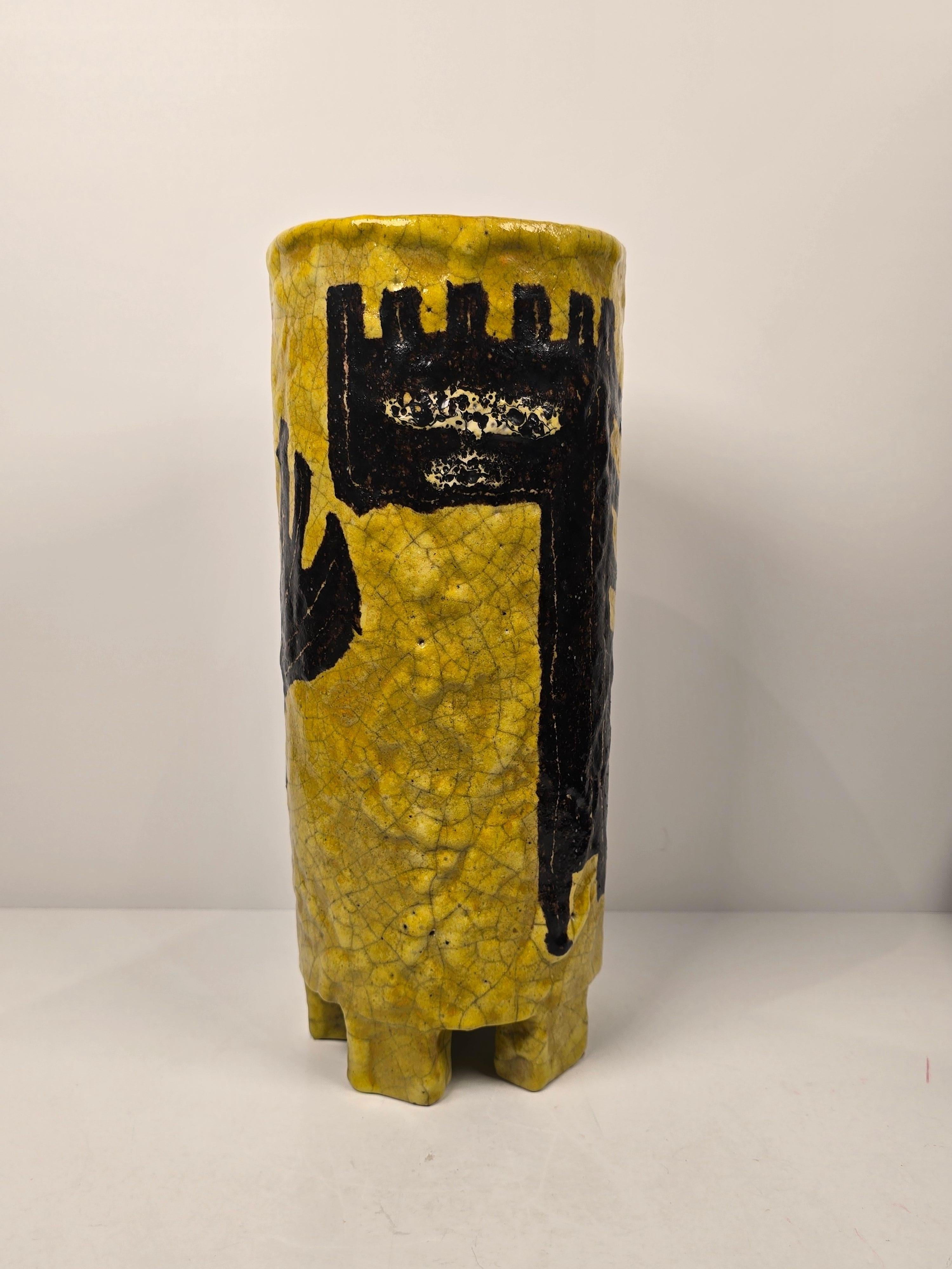 Bruno Capacci Arno Ceramiche Italia Mid Century Vaso Cavalieri Giallo Raymor in vendita 4
