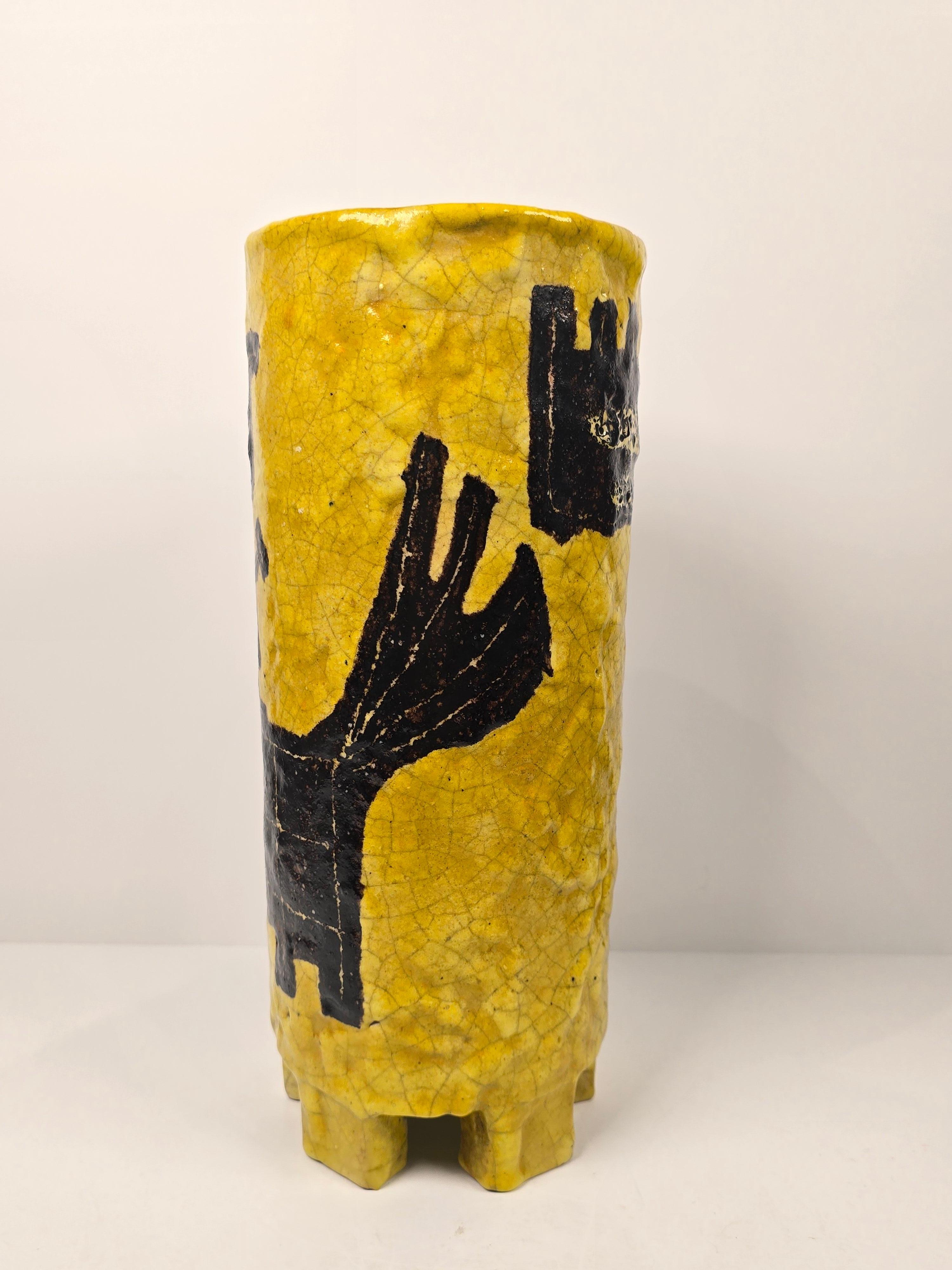 Bruno Capacci Arno Ceramiche Italia Mid Century Vaso Cavalieri Giallo Raymor in vendita 5