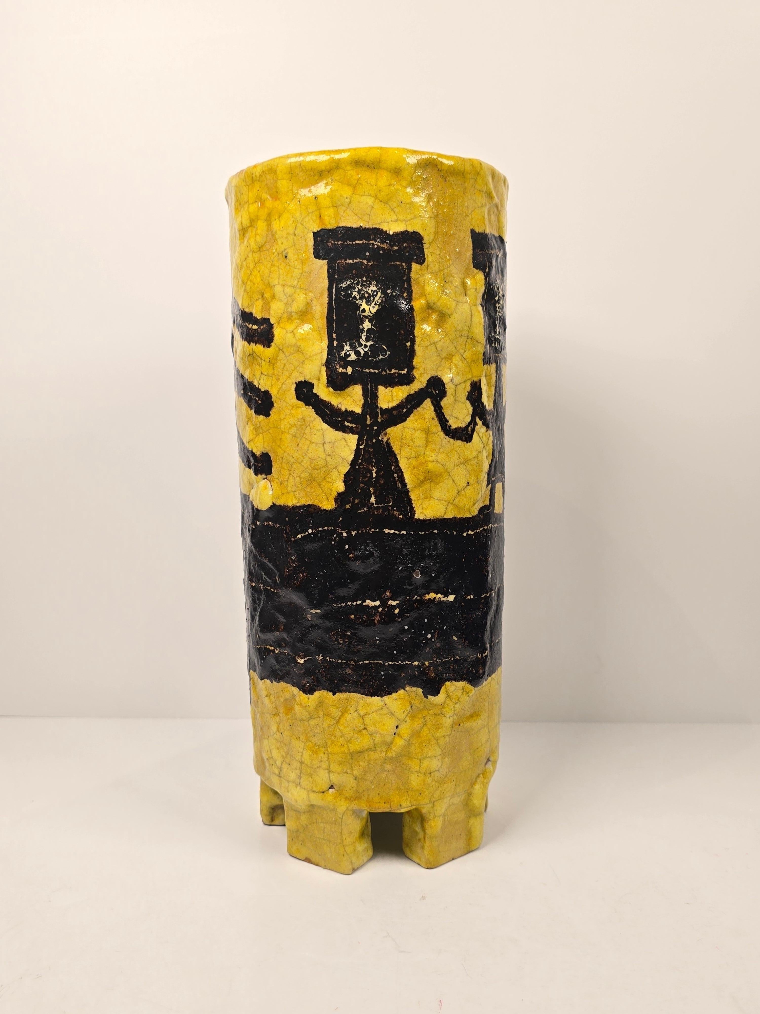 Bruno Capacci Arno Ceramiche Italia Mid Century Vaso Cavalieri Giallo Raymor in vendita 2