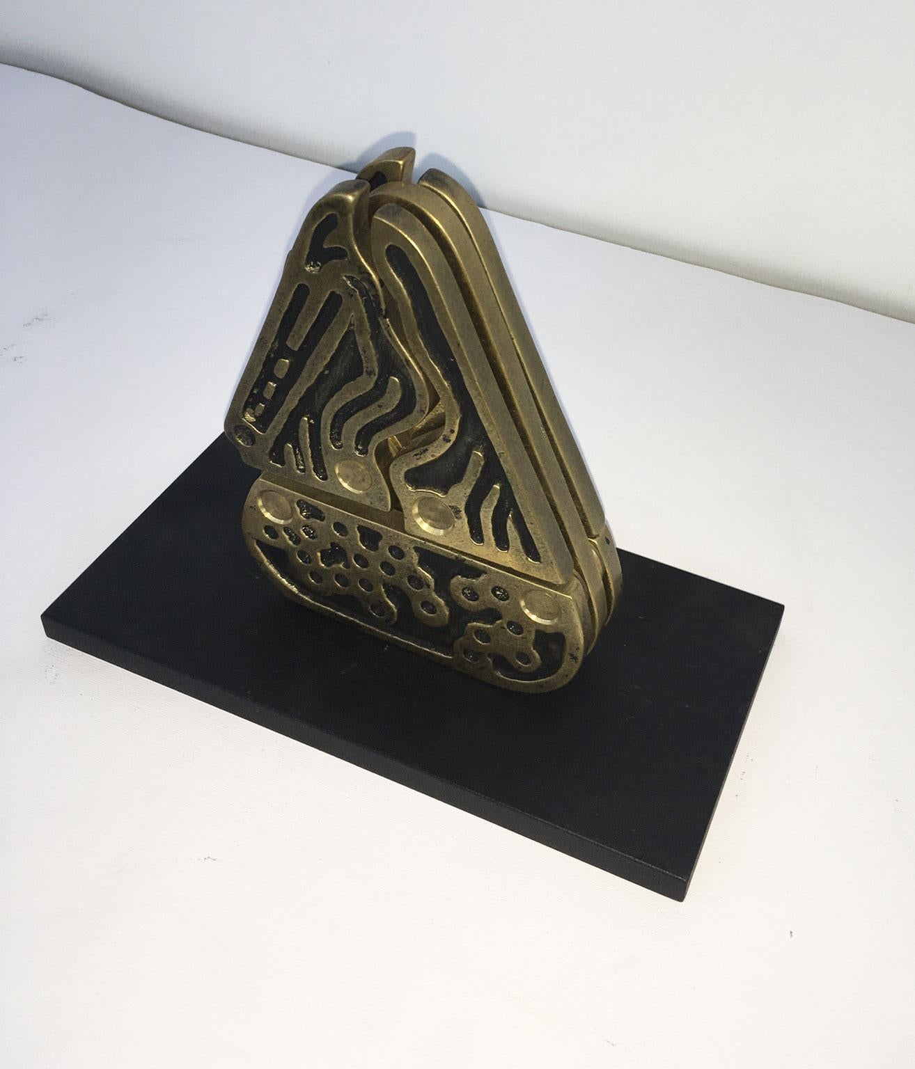 1980 Italia Scultura cinetica astratta in bronzo Bruno Chersicla Alambicco in vendita 19
