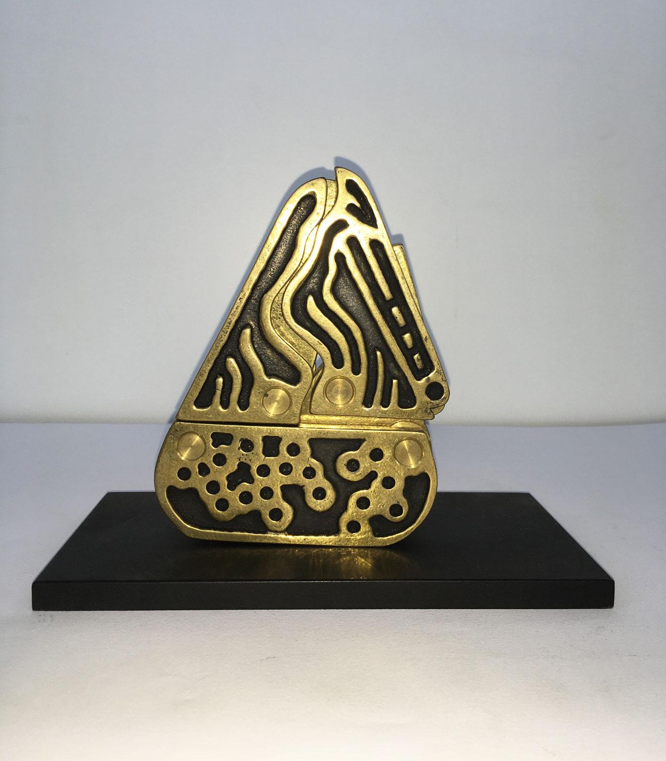1980 Italia Scultura cinetica astratta in bronzo Bruno Chersicla Alambicco in vendita 4