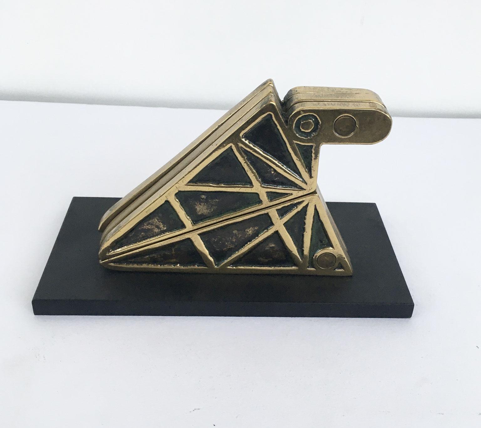 1980 Italia Scultura cinetica astratta in bronzo Bruno Chersicla Opera ludica in vendita 3
