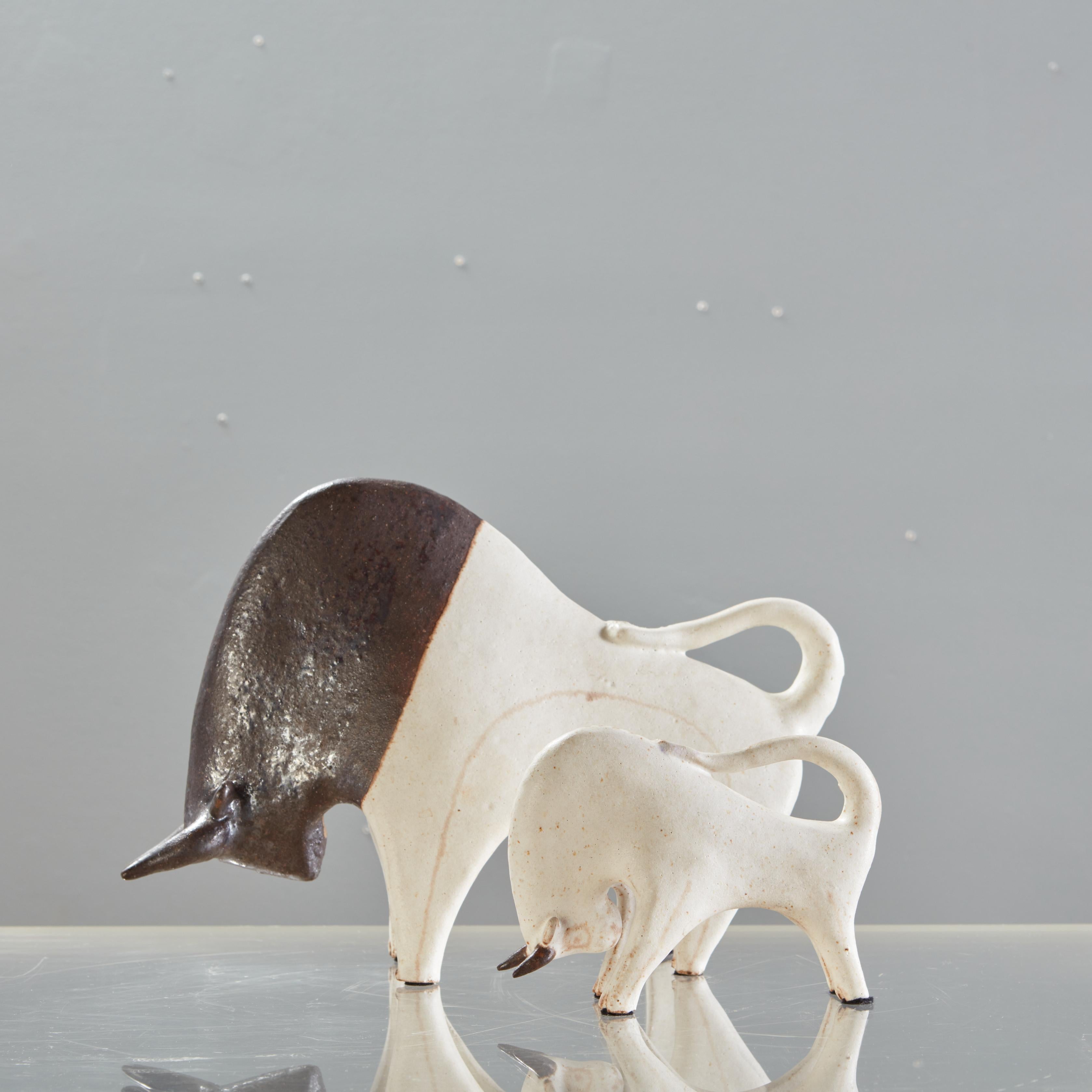 Bruno Gambone Ceramic Bulls, a Pair In Good Condition In Greensboro, NC